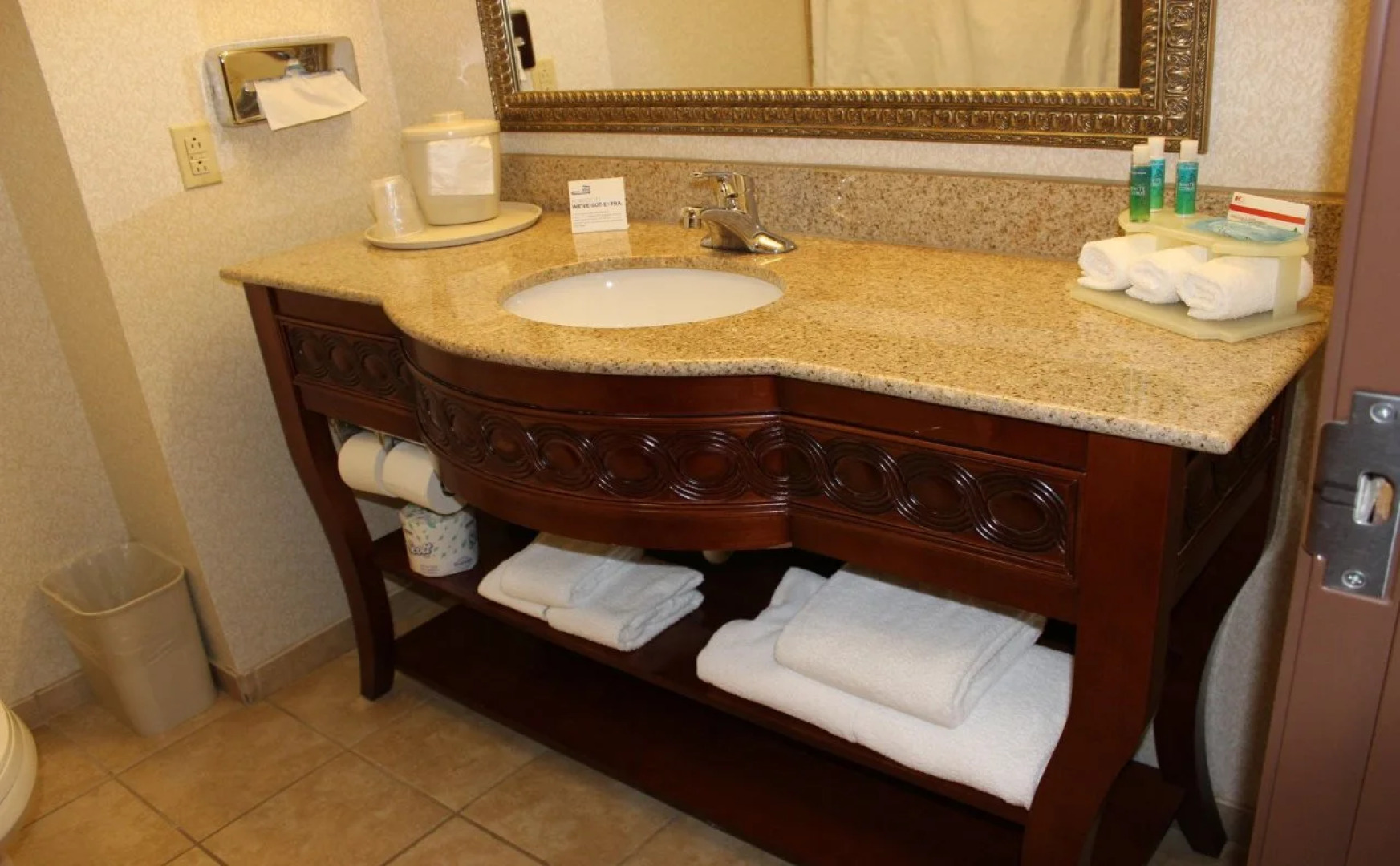 Holiday Inn Express & Suites Center by IHG