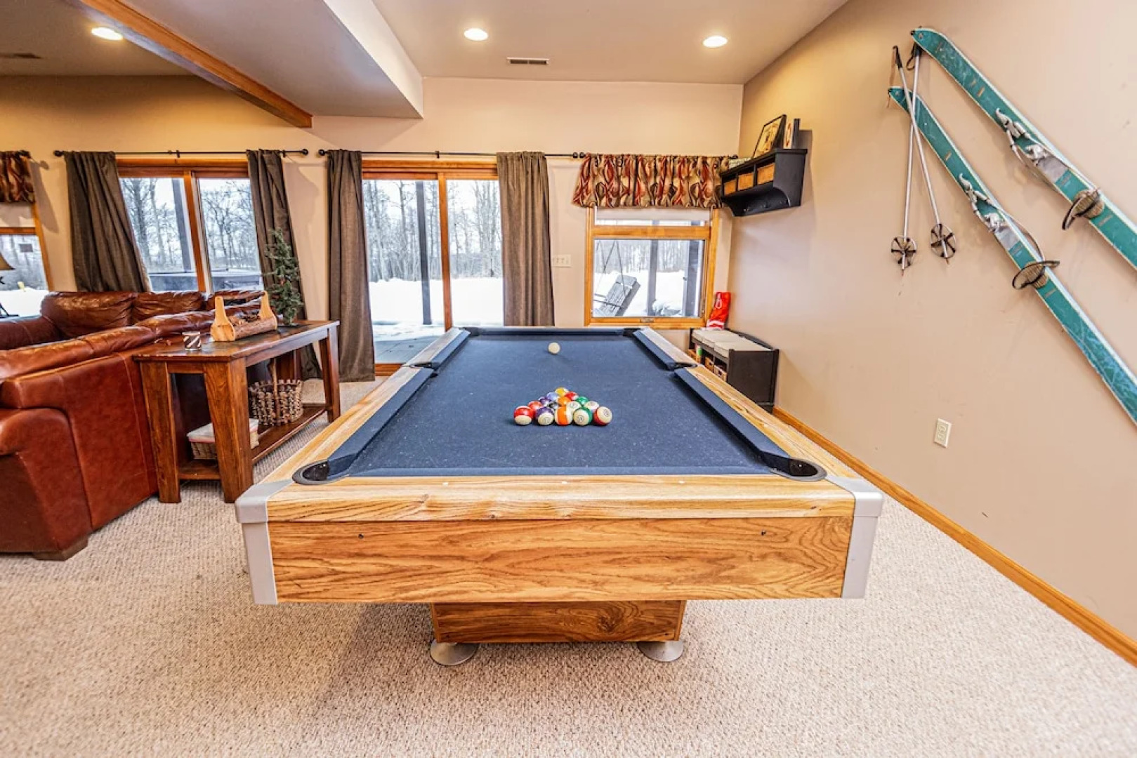 Rocky Adventures Five Bedroom Holiday Home