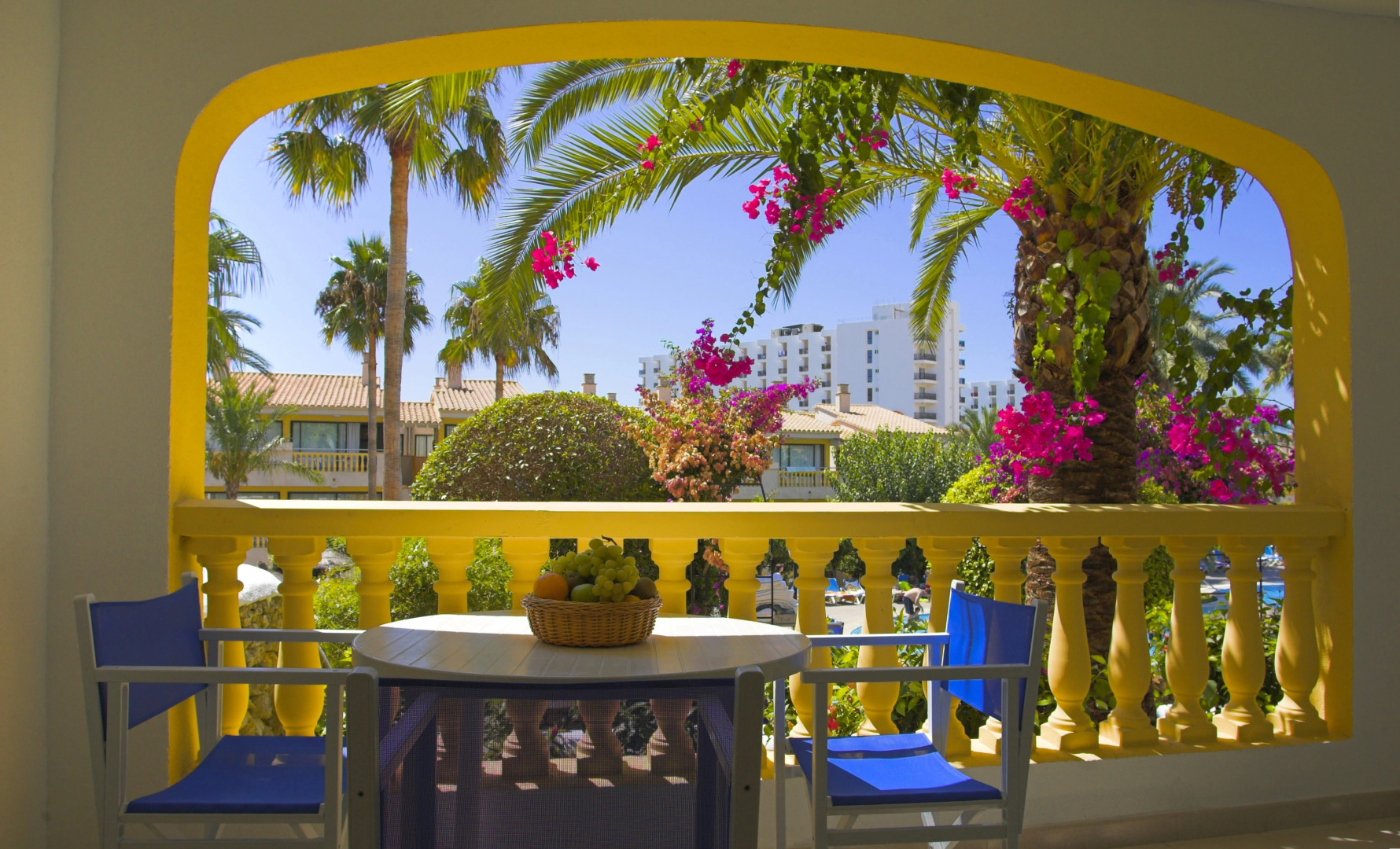 Royal Son Bou Family Club