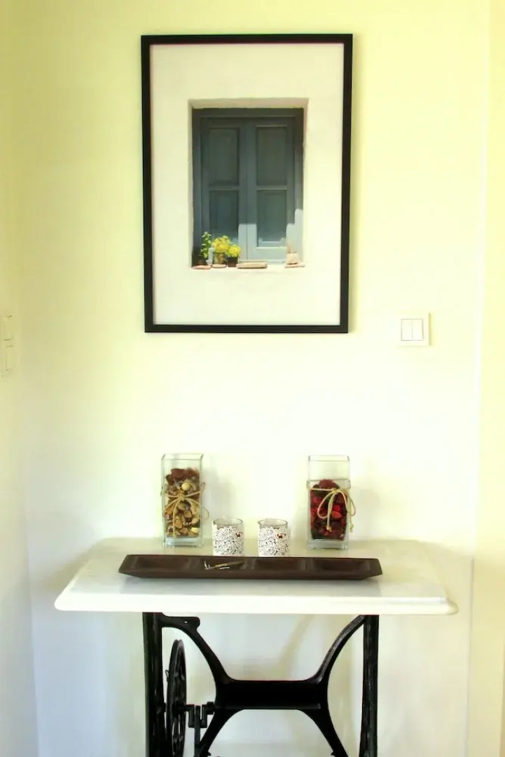 Stunning Studio in Parede, Cascais - up to 4 pax