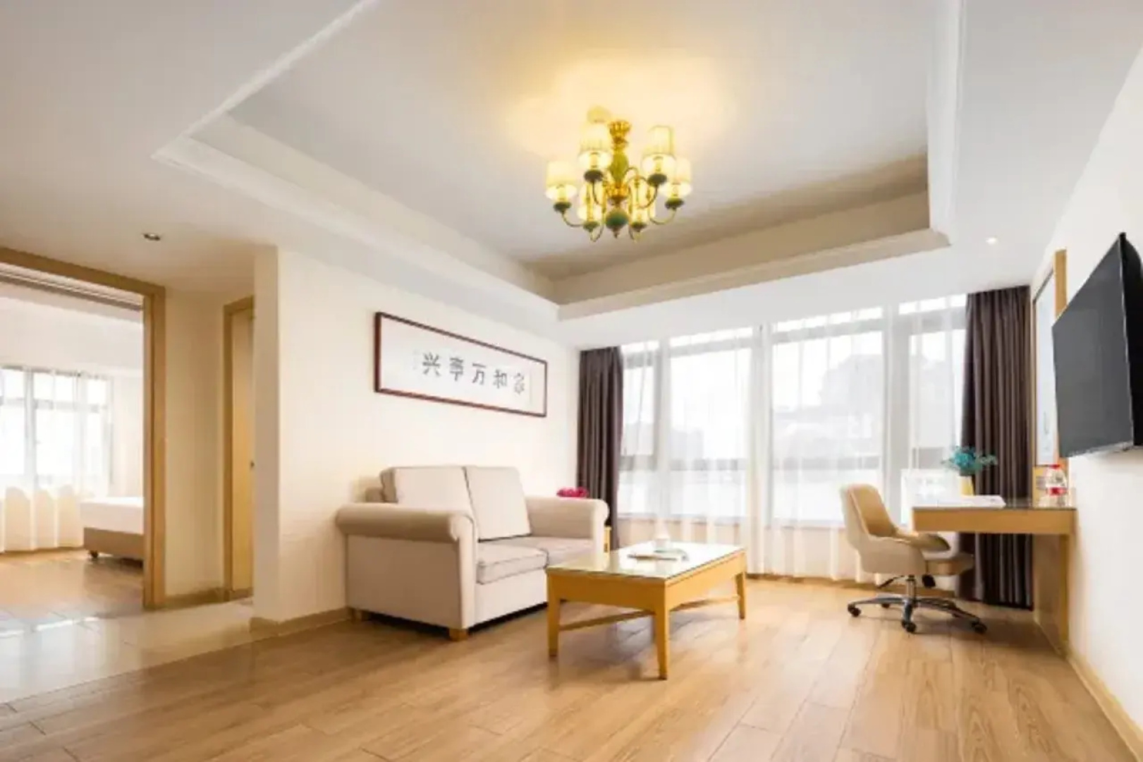Vienna 3 Best Hotel (Haikou Chengmai Old Town Store)