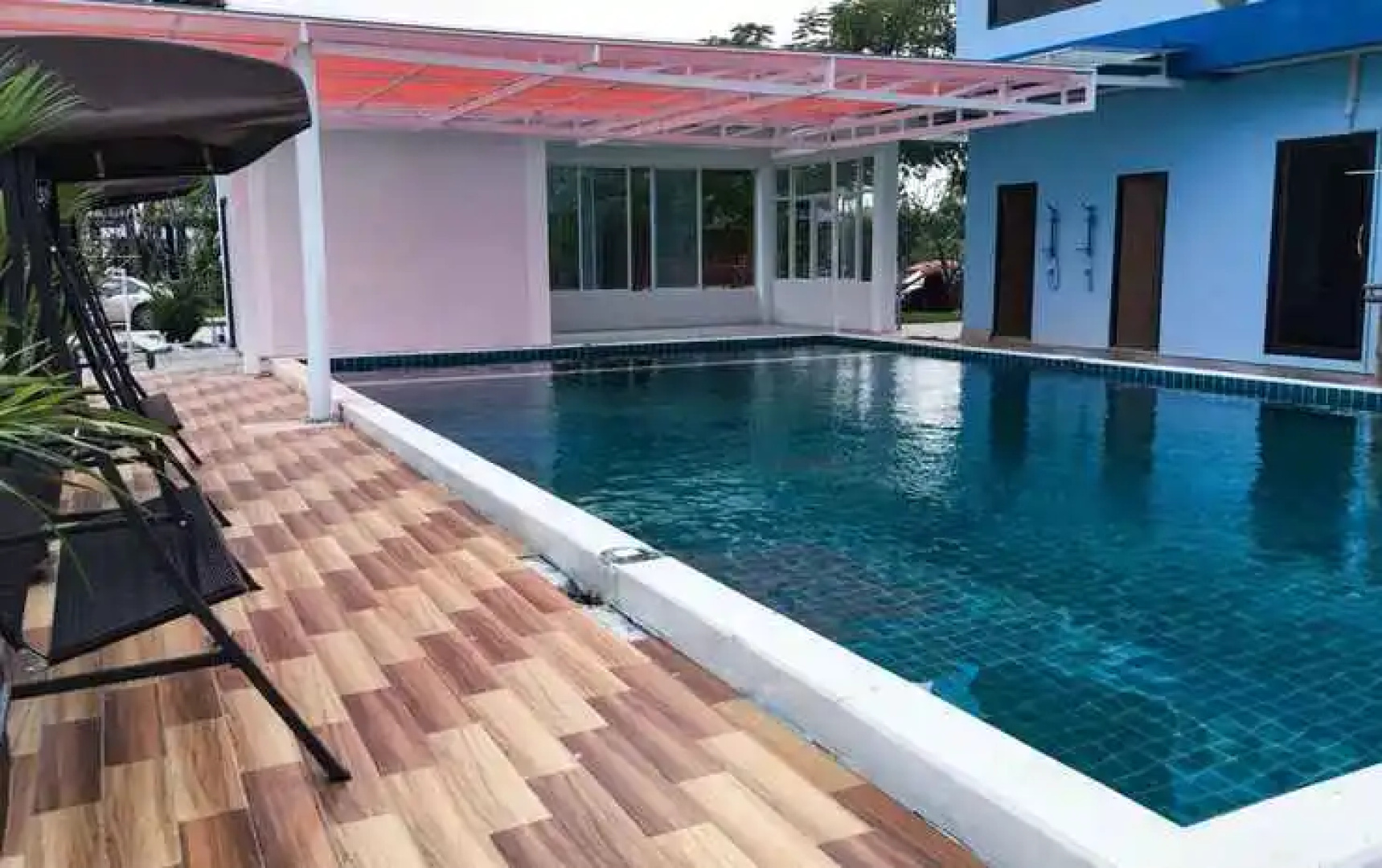 Menam Resort