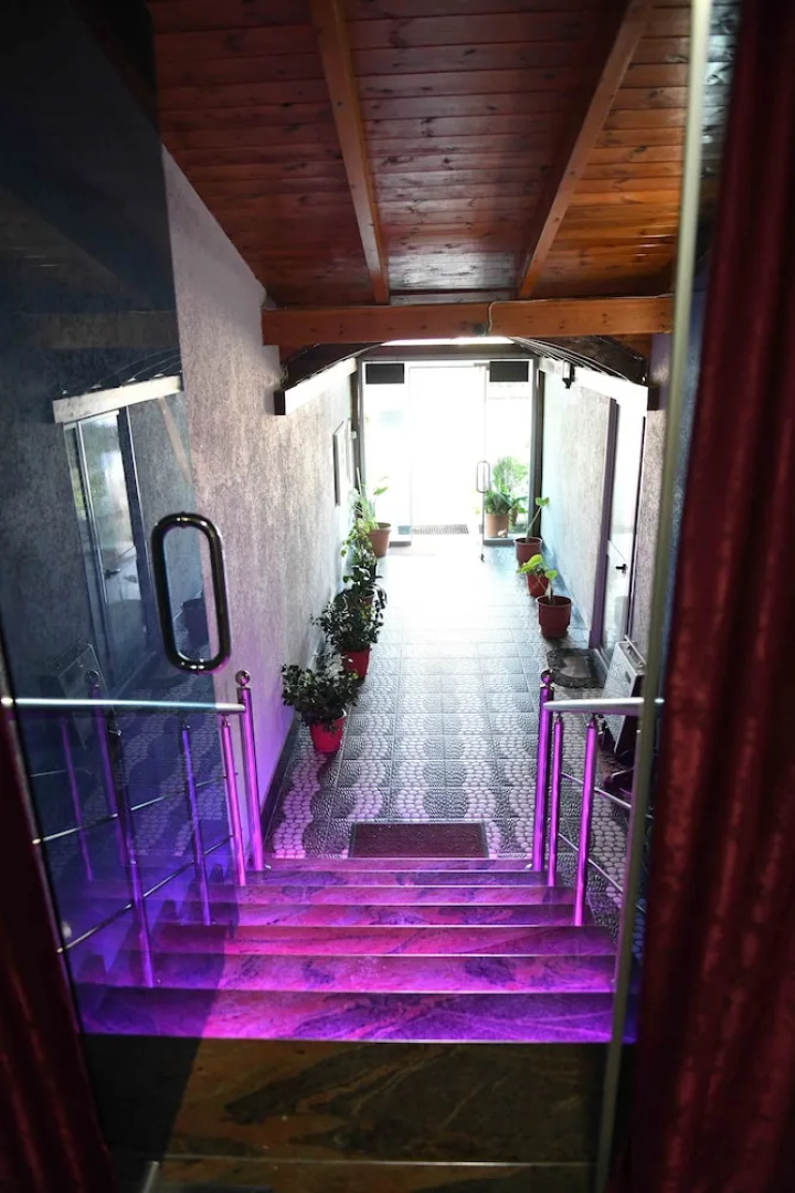 Hotel Bardhi