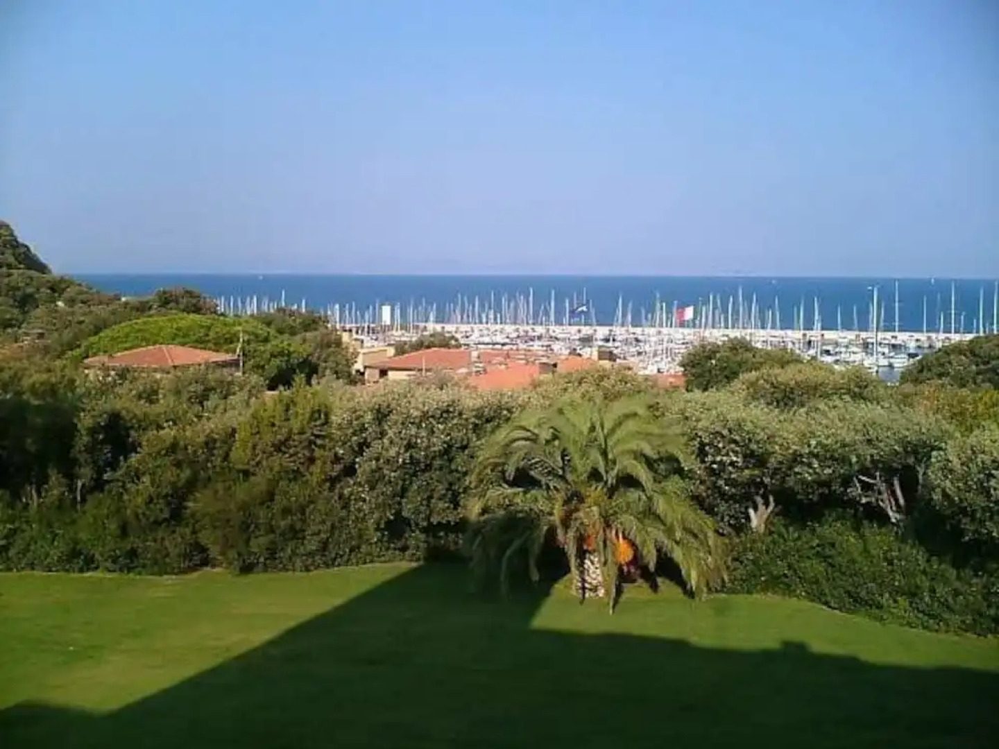 Holiday Homes Marina