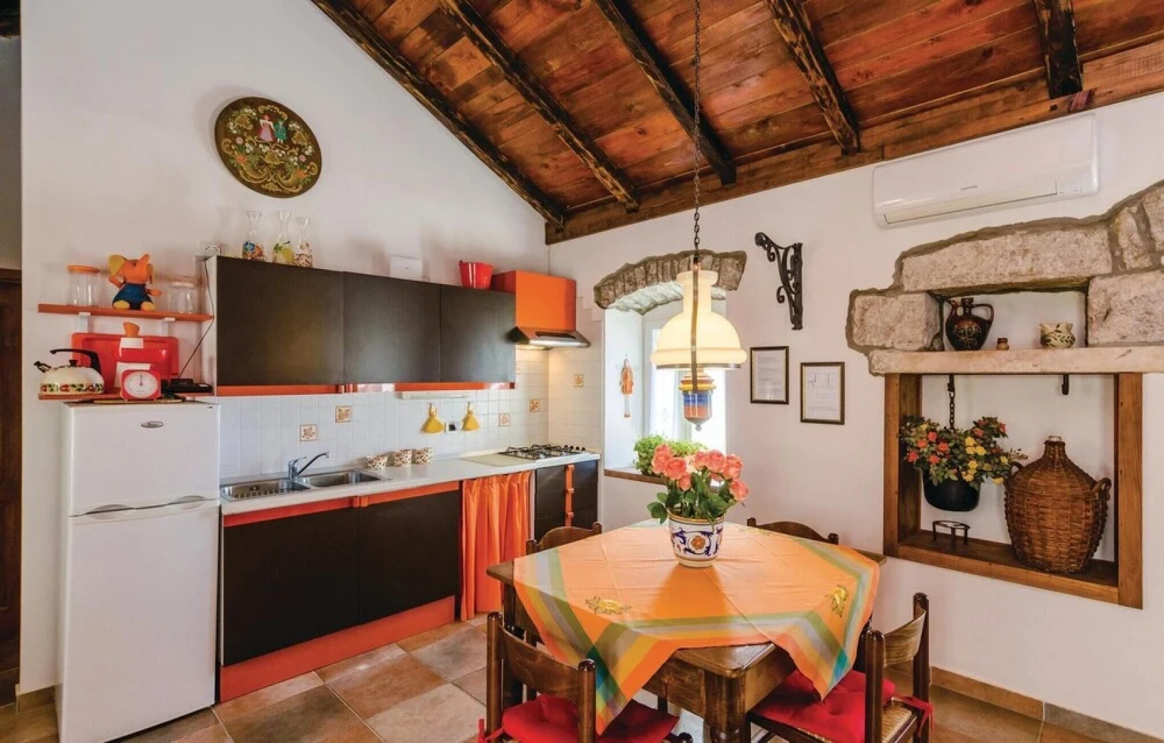 Awesome Home in Kuna Peljeska With Wifi and 4 Bedrooms