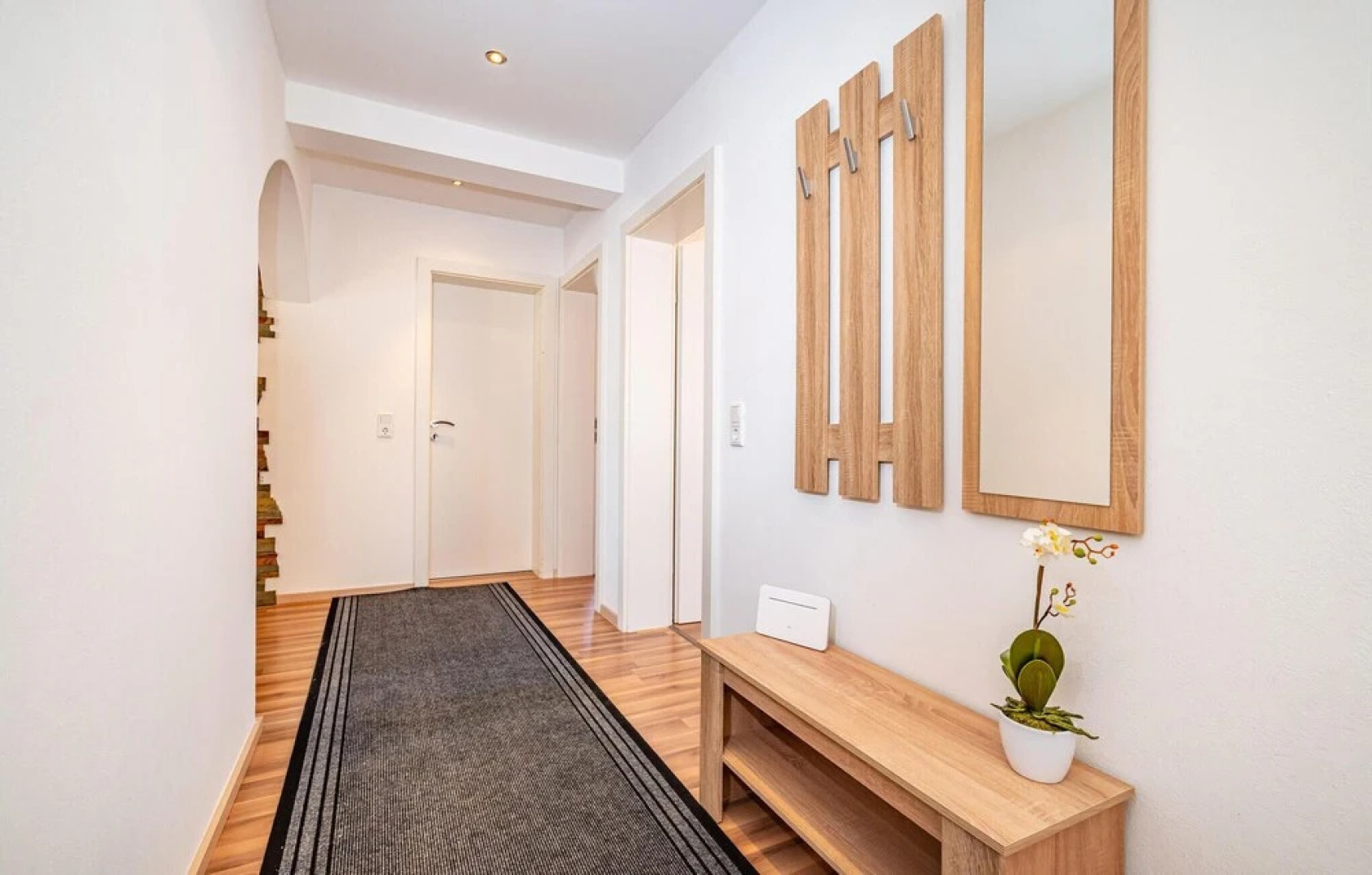 Awesome Apartment in Karin Gornji With Wifi and 2 Bedrooms