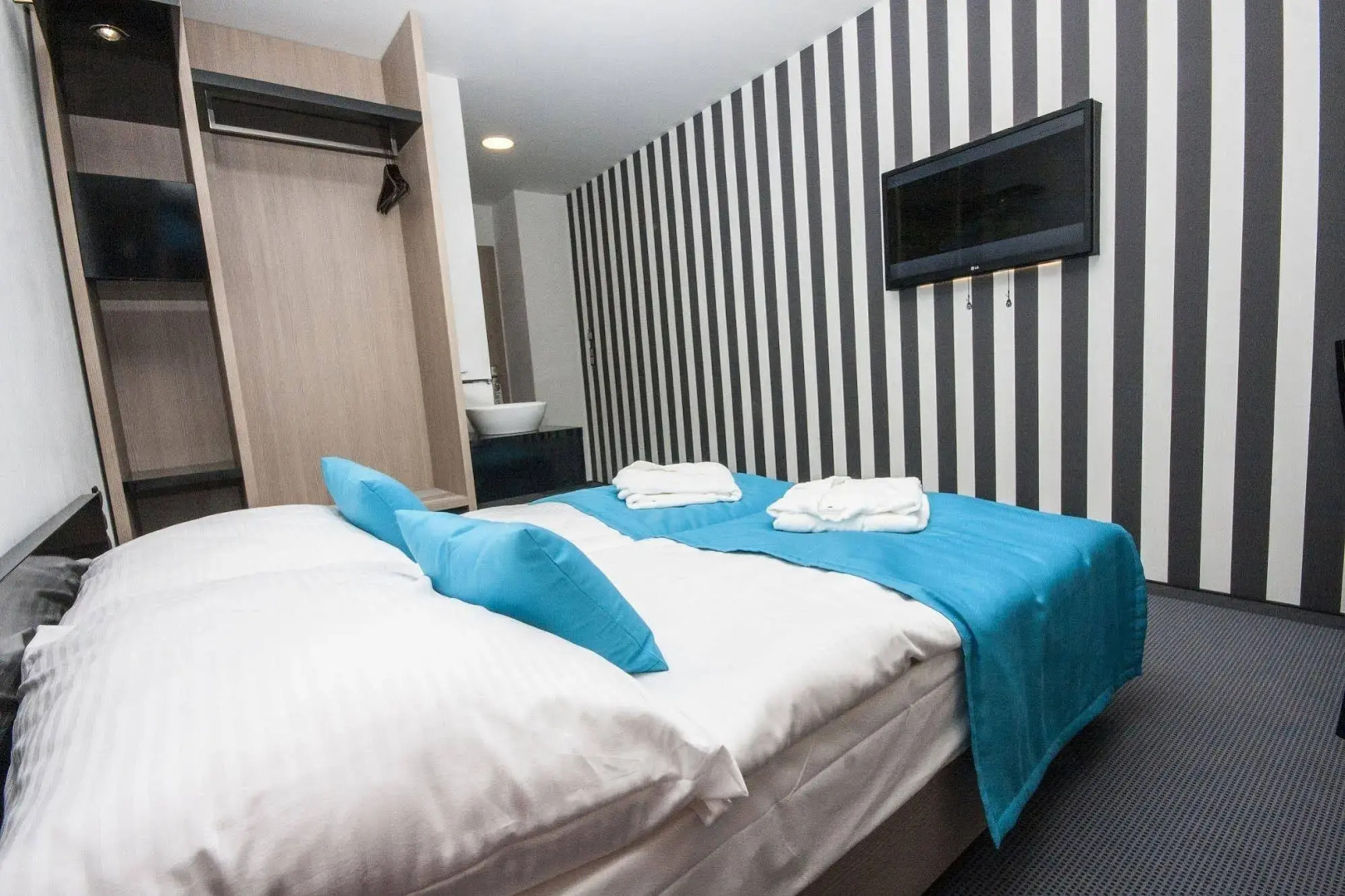 Hotel Aquacity Riverside