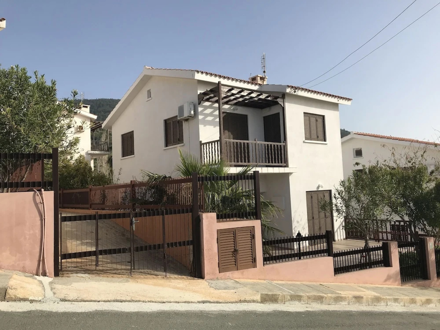 Stunning and Relaxing 3-bed House in Pomos