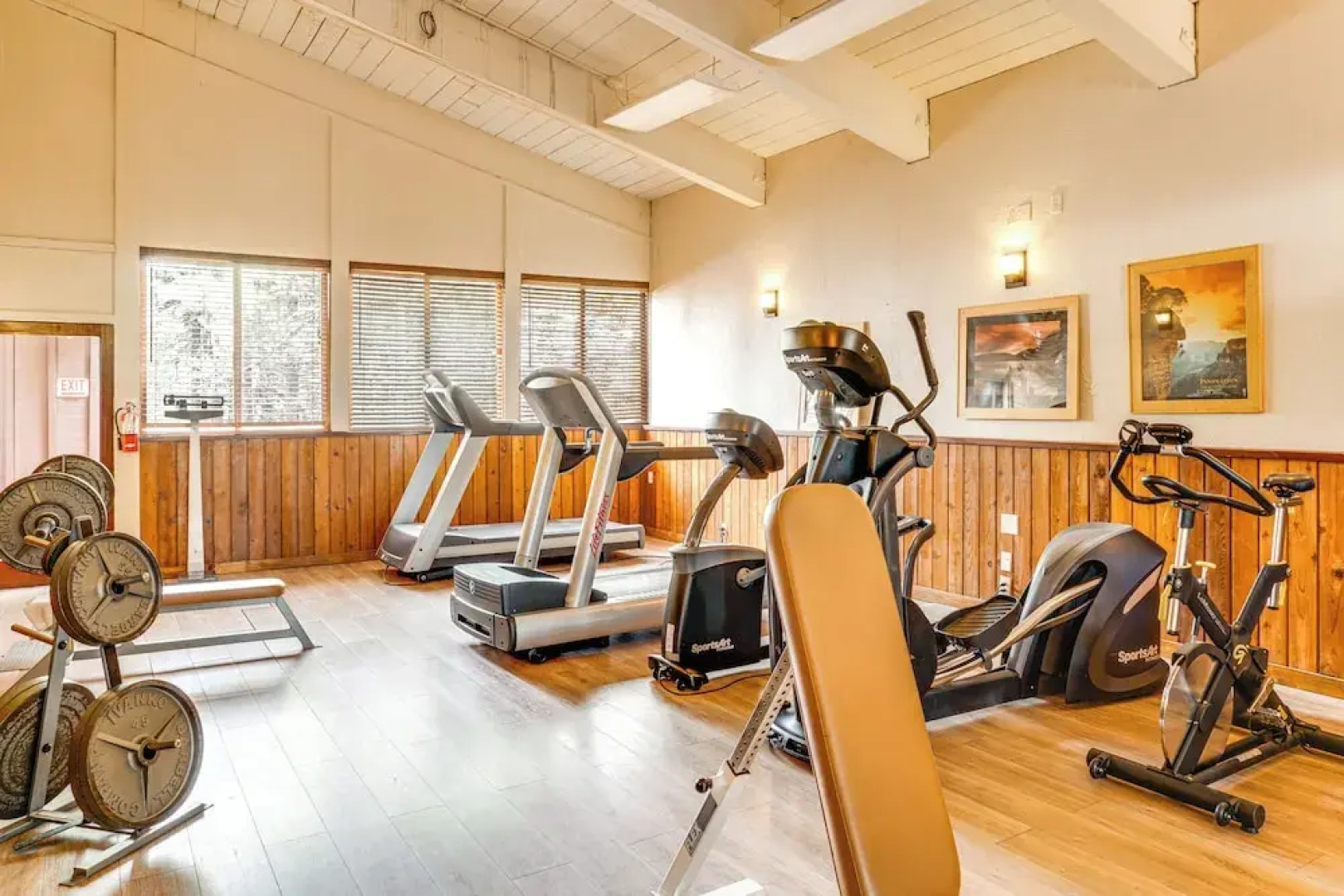 Hike, Sled & Ski! Cozy Tahoe City Condo w/ Hot Tub