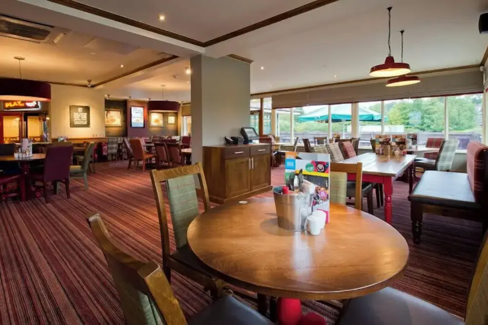 Premier Inn Sheffield/Barnsley - M1 Jct36
