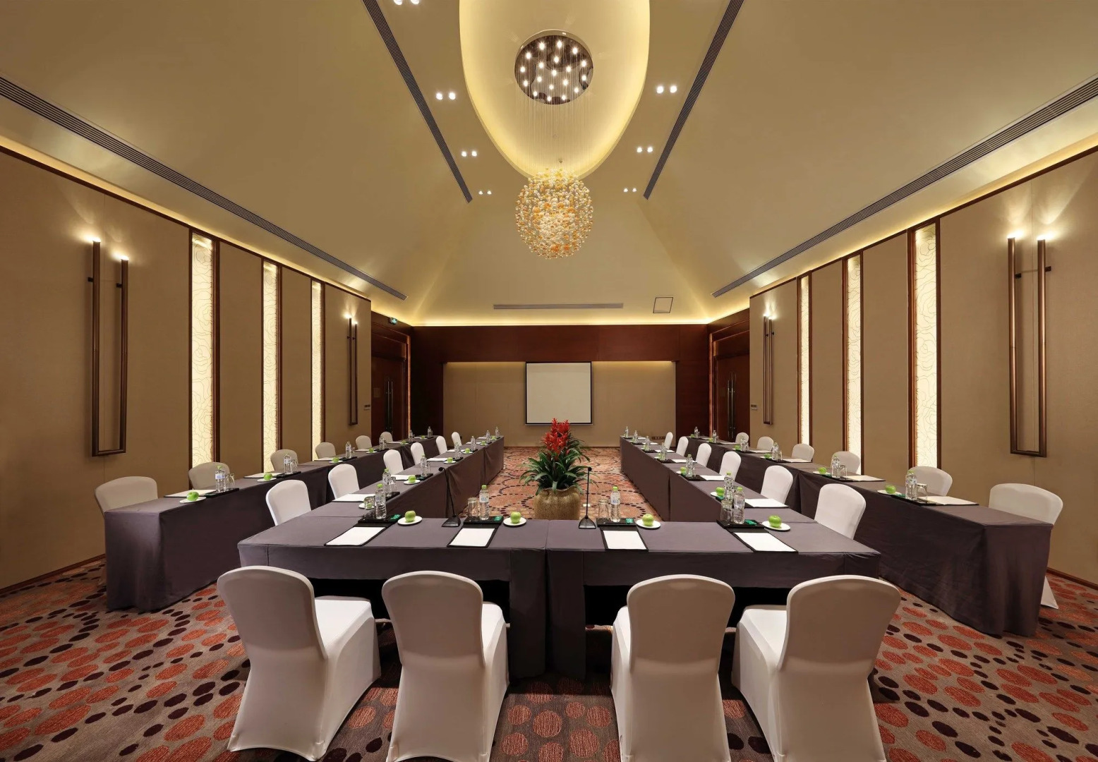 HUALUXE Kunming by IHG