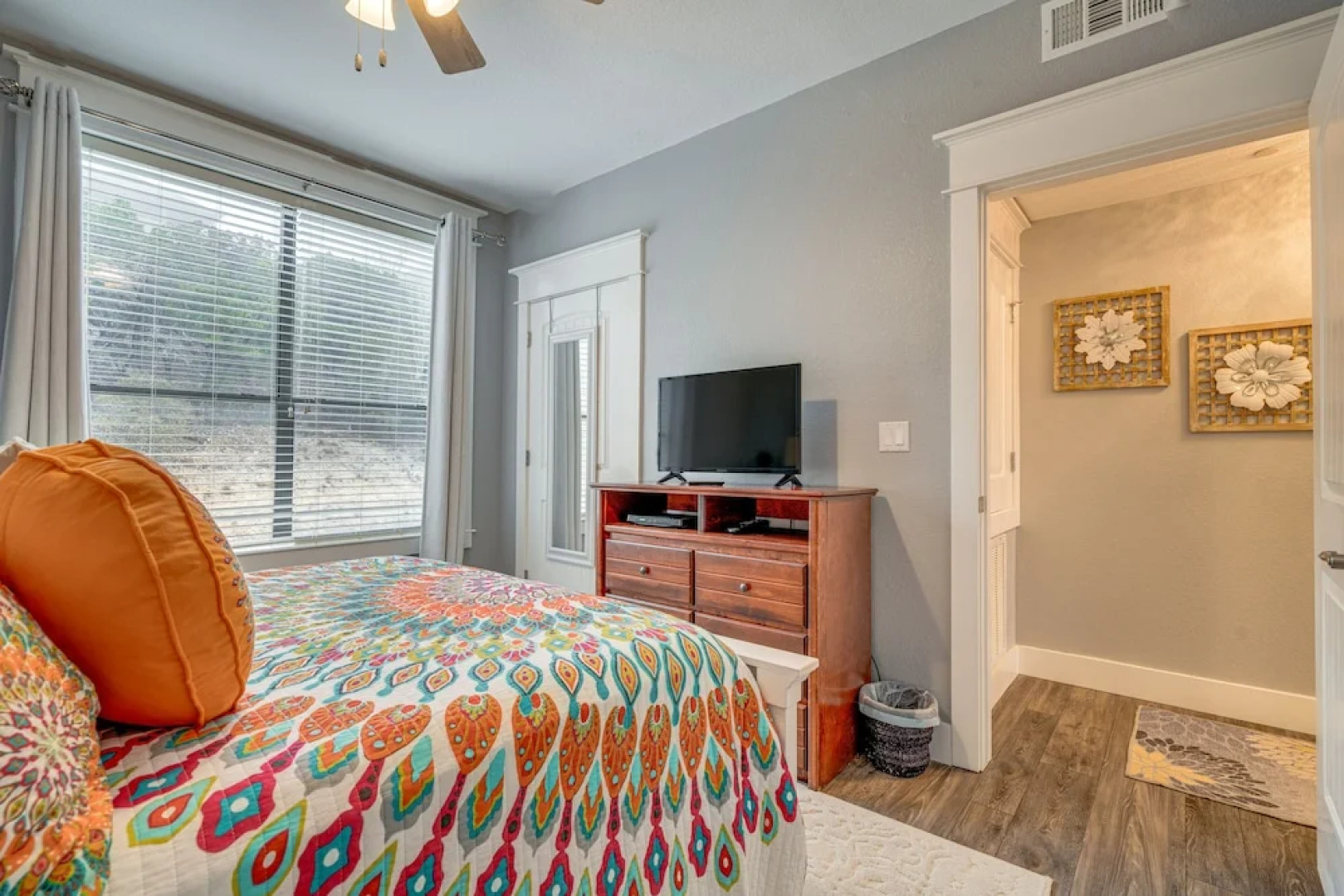 Jonestown Condo on Lake Travis w/ 2 Balconies!