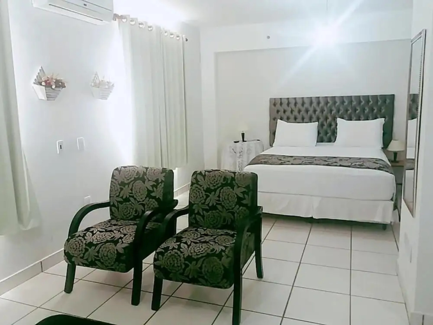 Saint James Palace Hotel