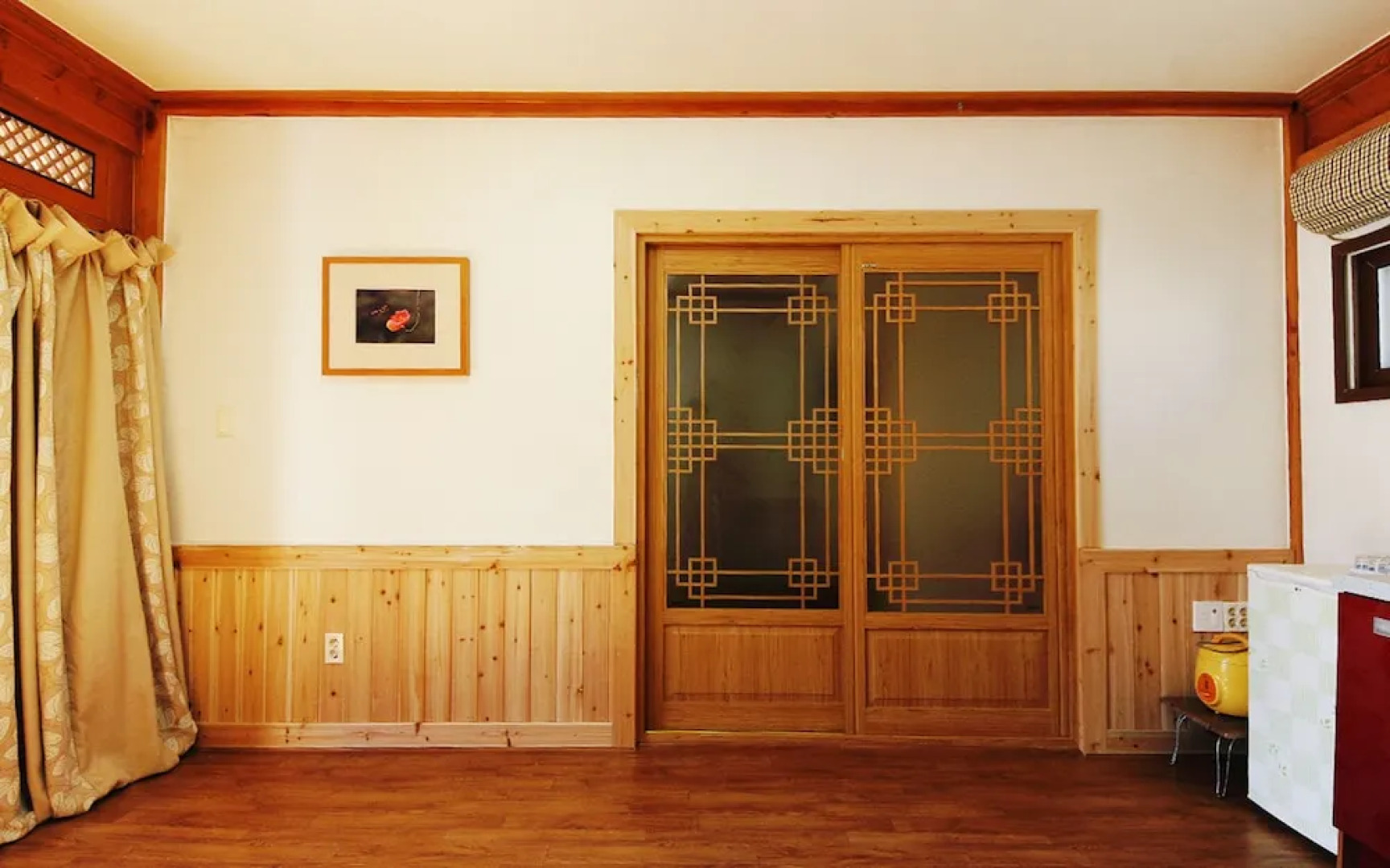 Reed House Hanok Pension