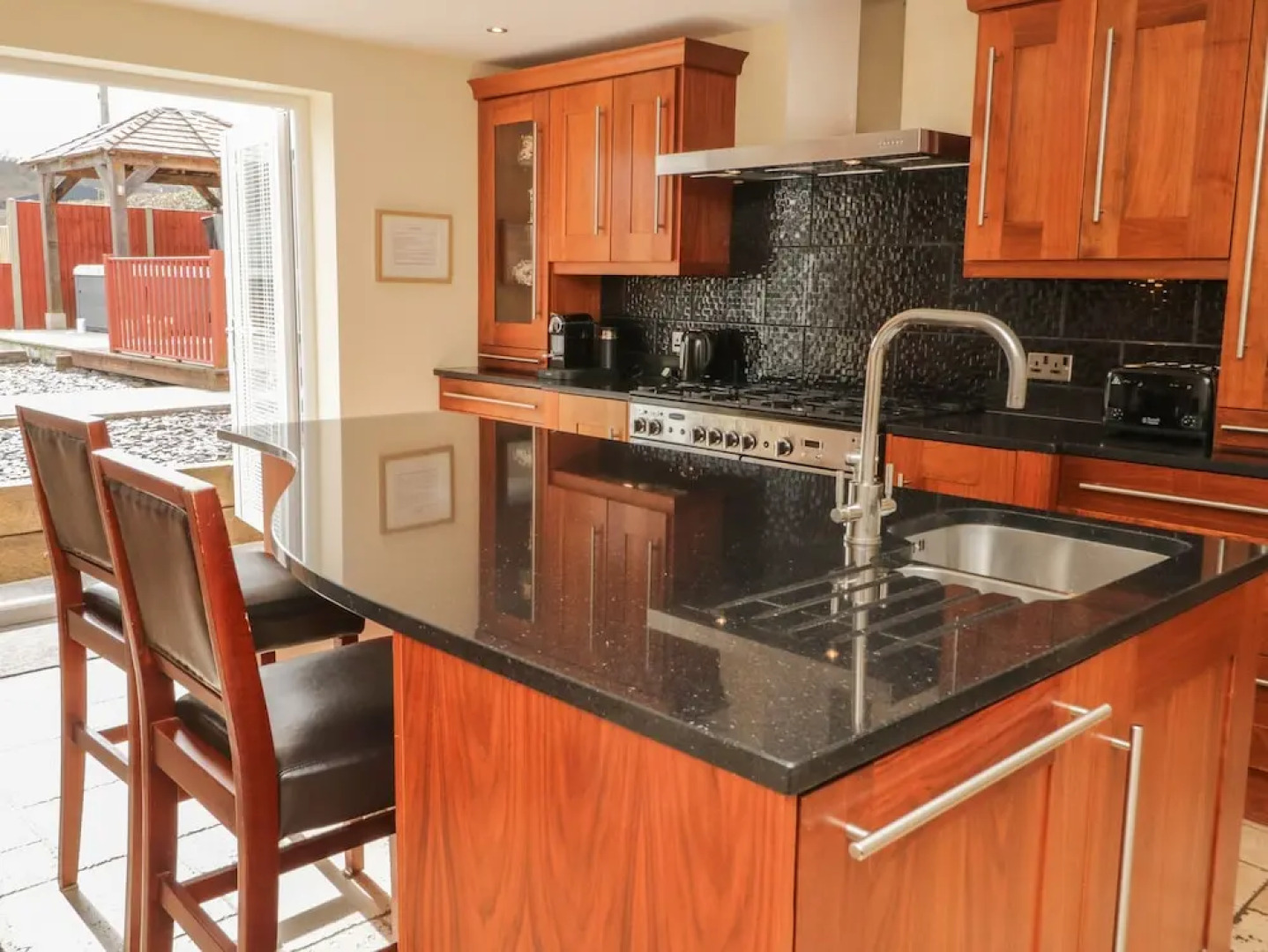 Bryn Derw Holiday Cottage