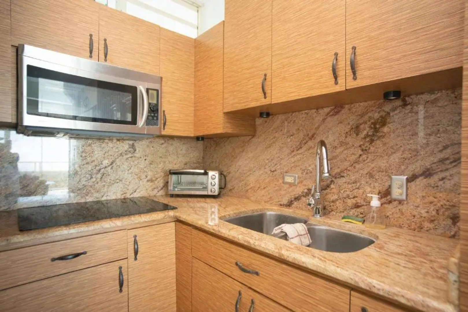 Beachfront Penthouse with Ocean and Sunset Views at Pelican Reef #703