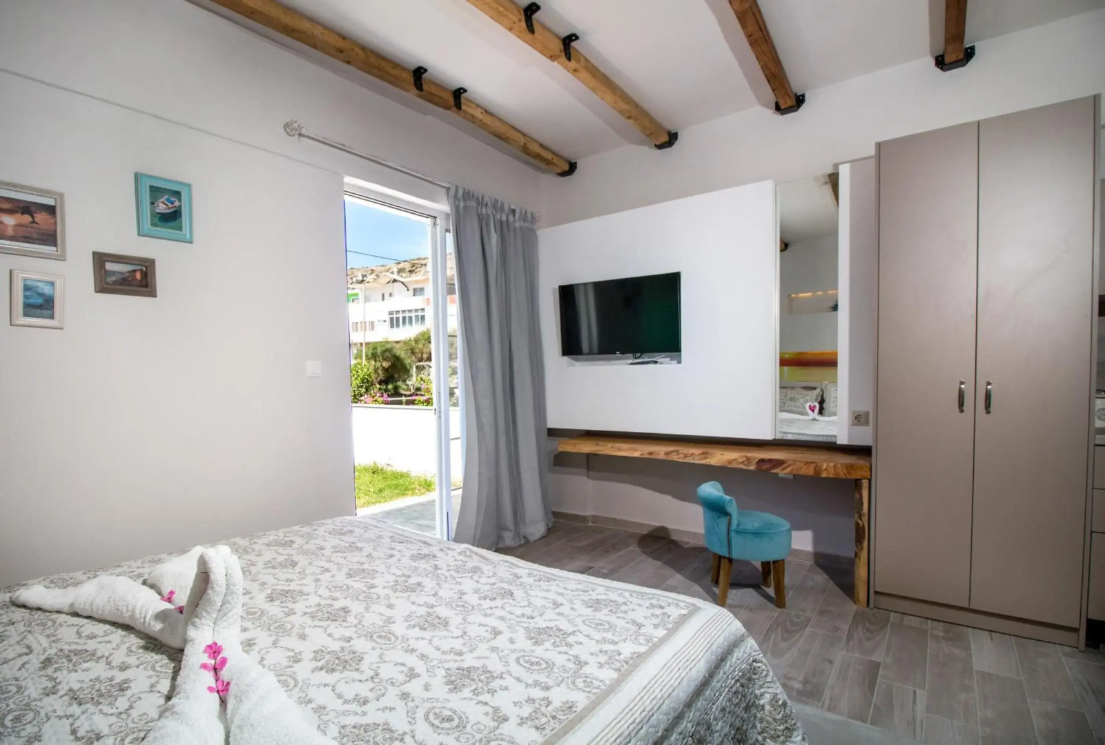 Kastri Boutique Beach