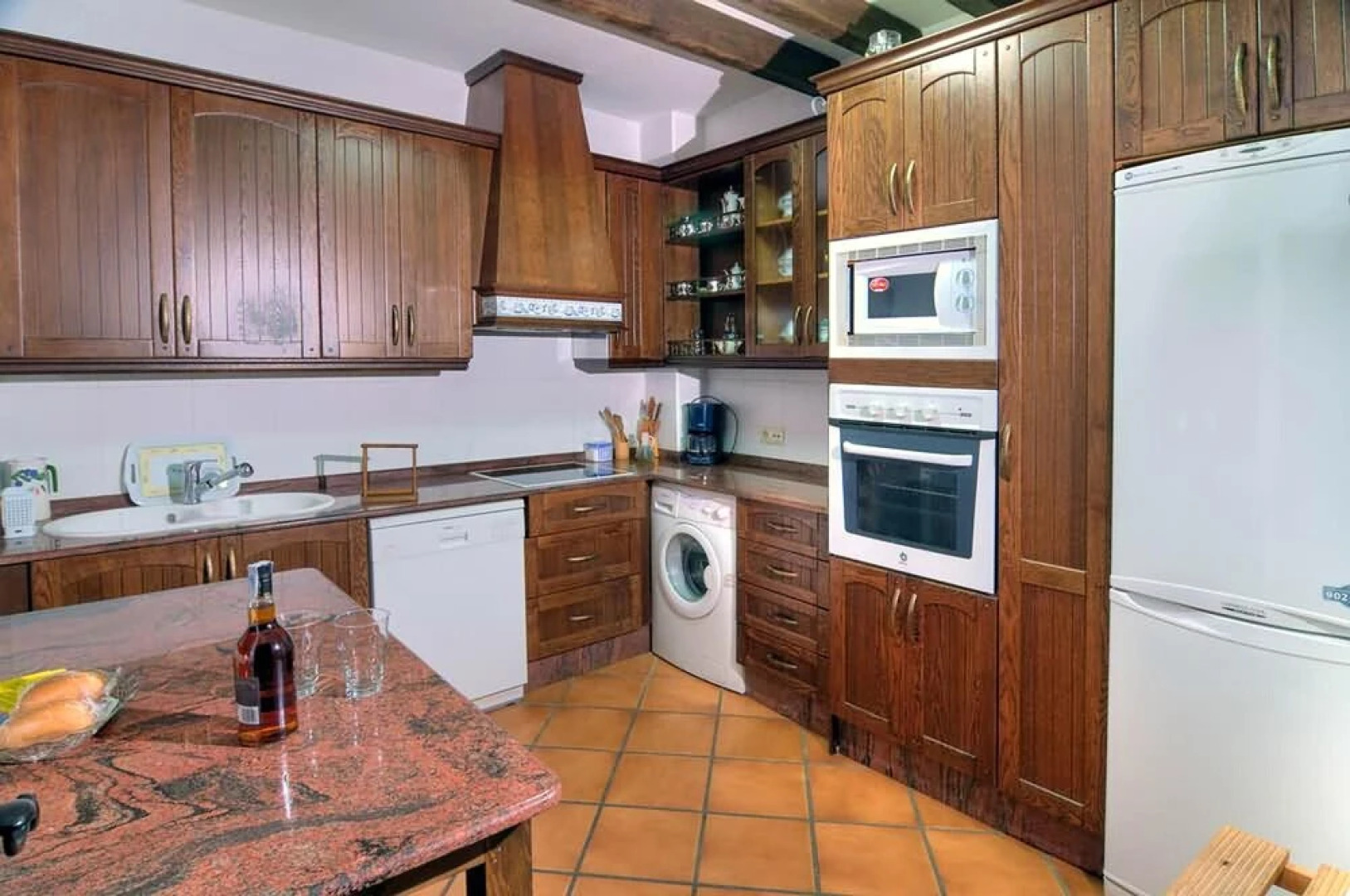 Villa With 6 Bedrooms in Puebla de Don Rodrigo, With Wonderful Mountain View, Private Pool and Furnished Balcony