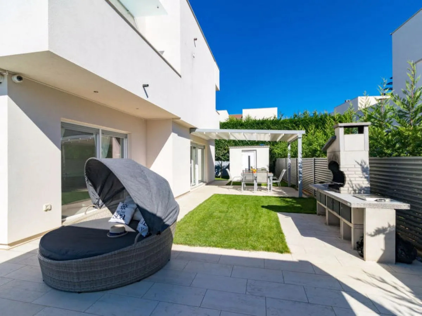 Villa Virtus (NVG360)