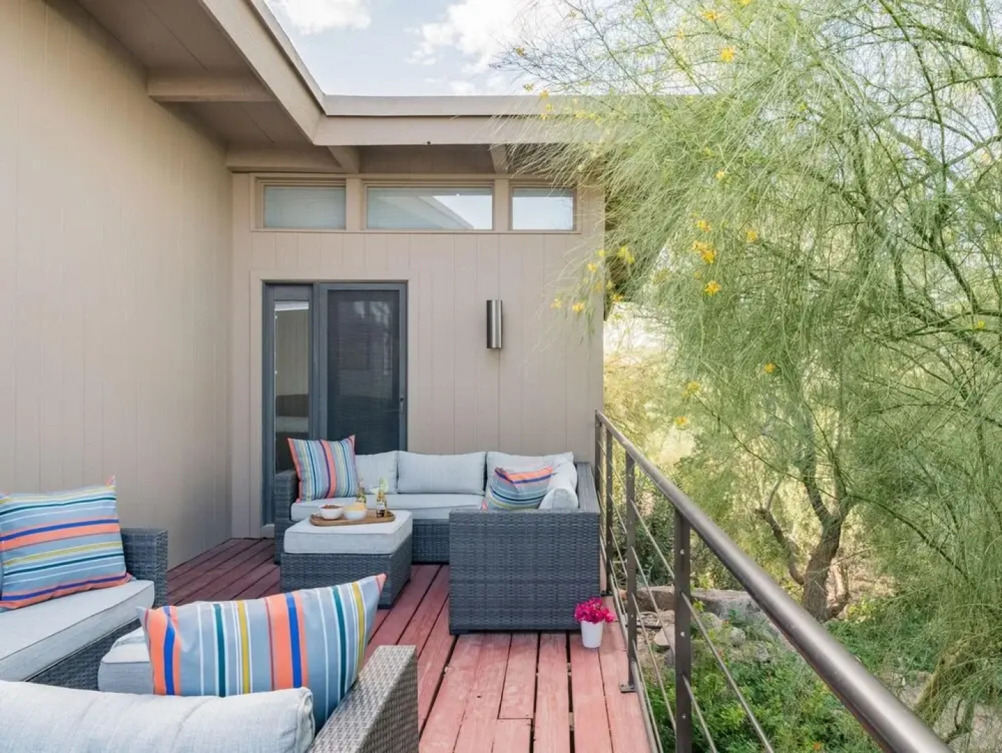 Red Rock by AvantStay Desert Hideaway w View Pool