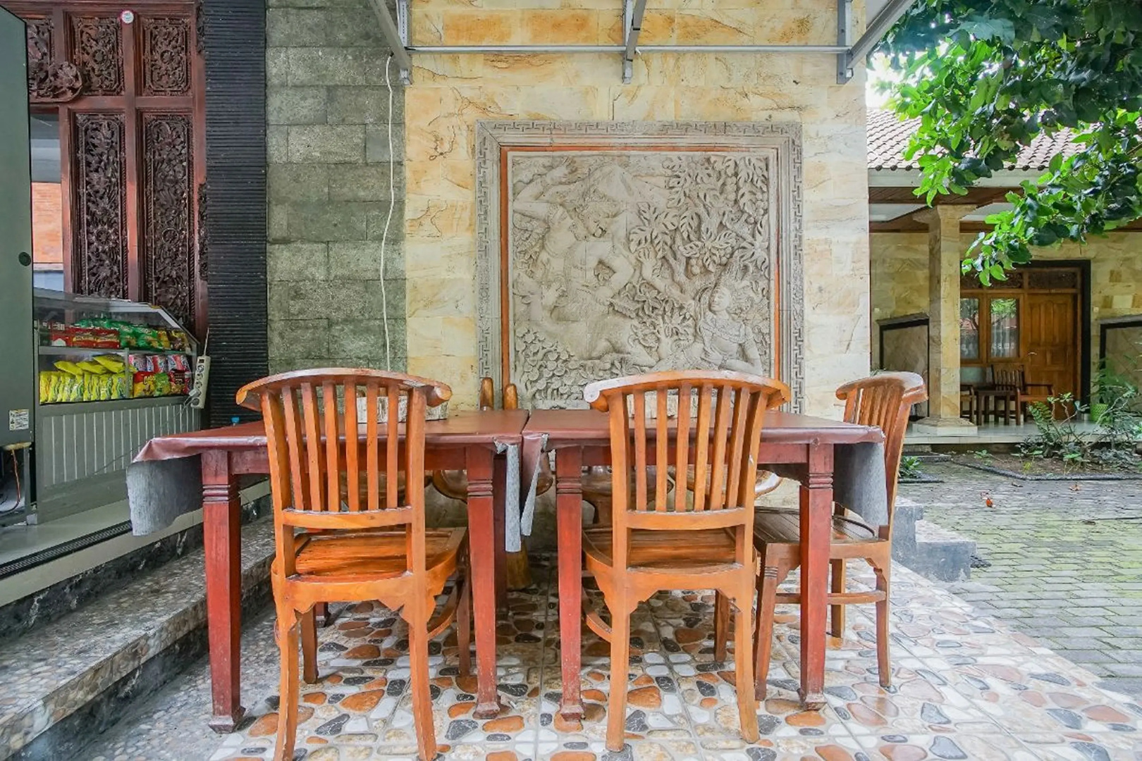 Mahendra Beach Inn