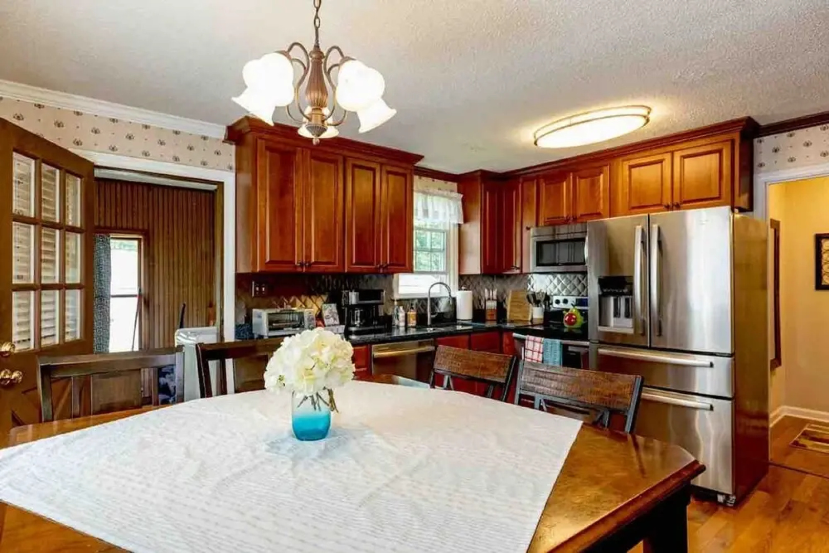 4BD Family Home King Bed Wi-fi Free Parking