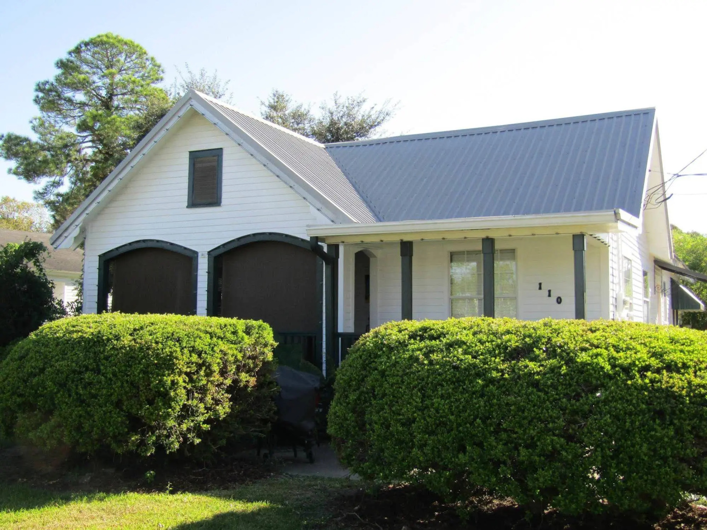 Apartment A, A Bed and Breakfast Cottage