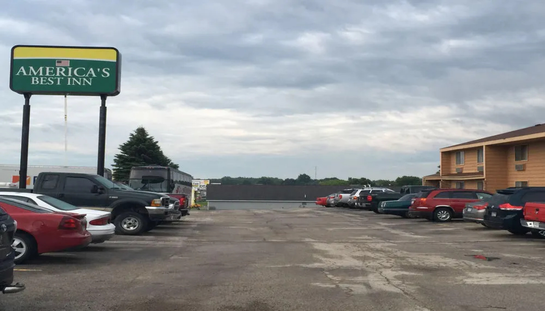 America's Best Inn Stewartville