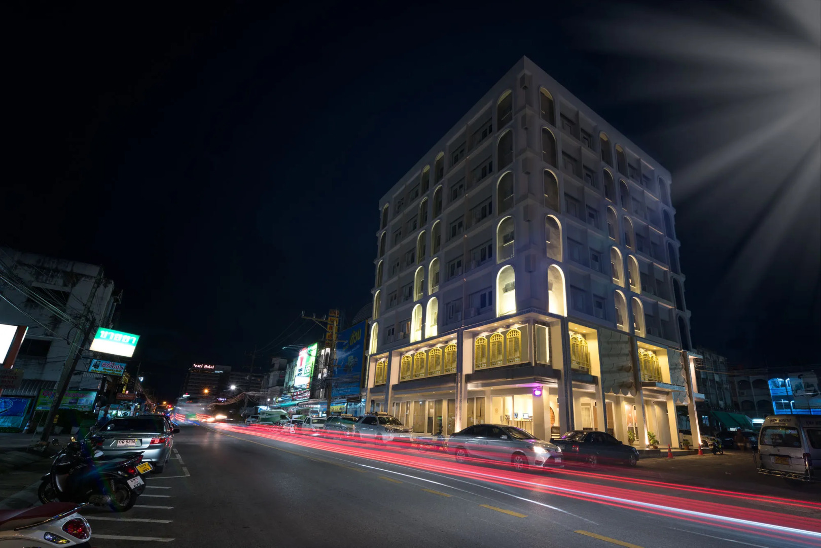 Phuket Montre Resotel