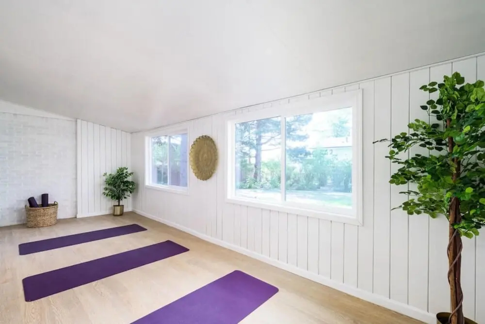 Gorgeous- 4 King Beds Near Den w Large Game Room