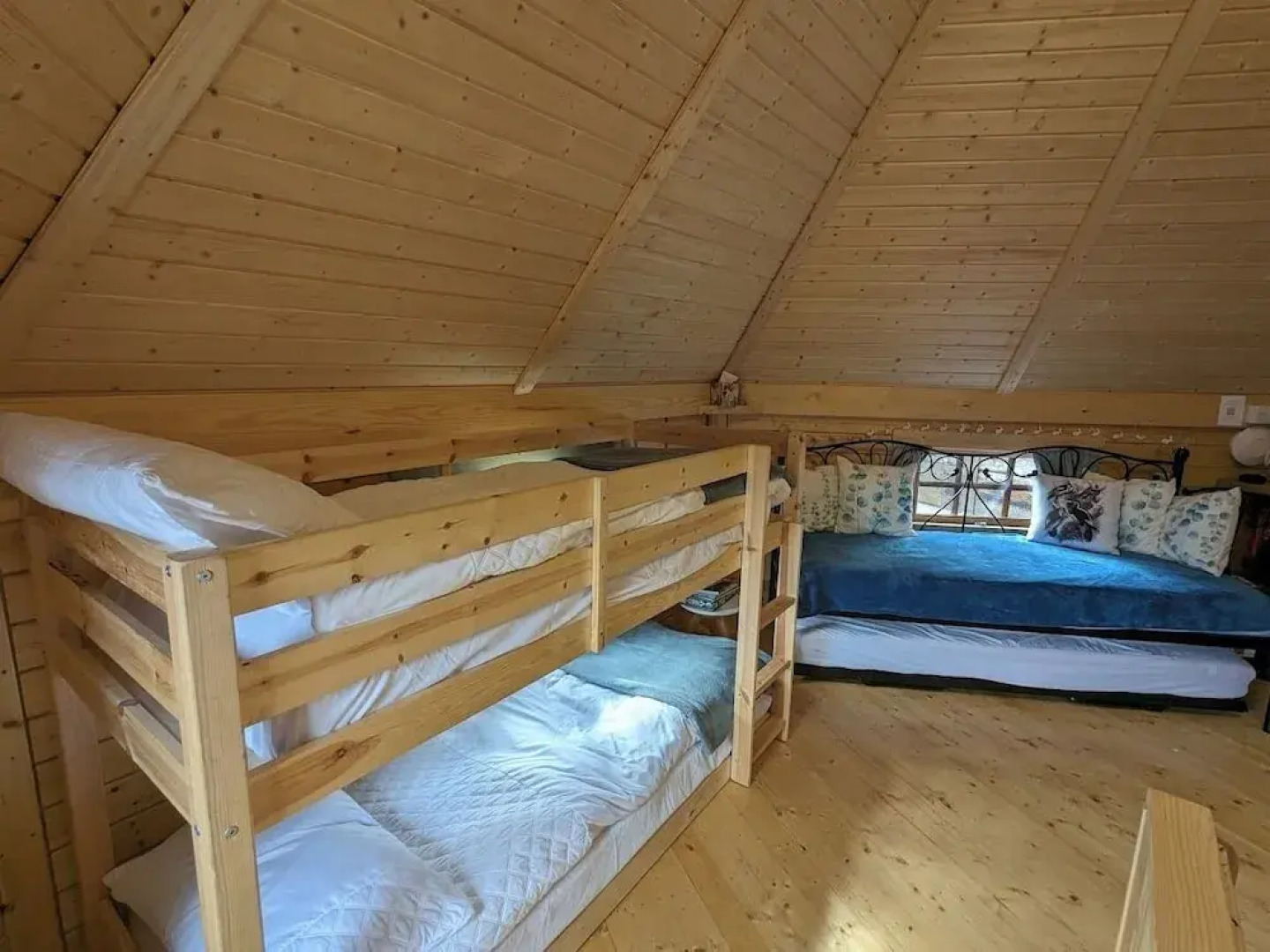 Woods Meadow Glamping