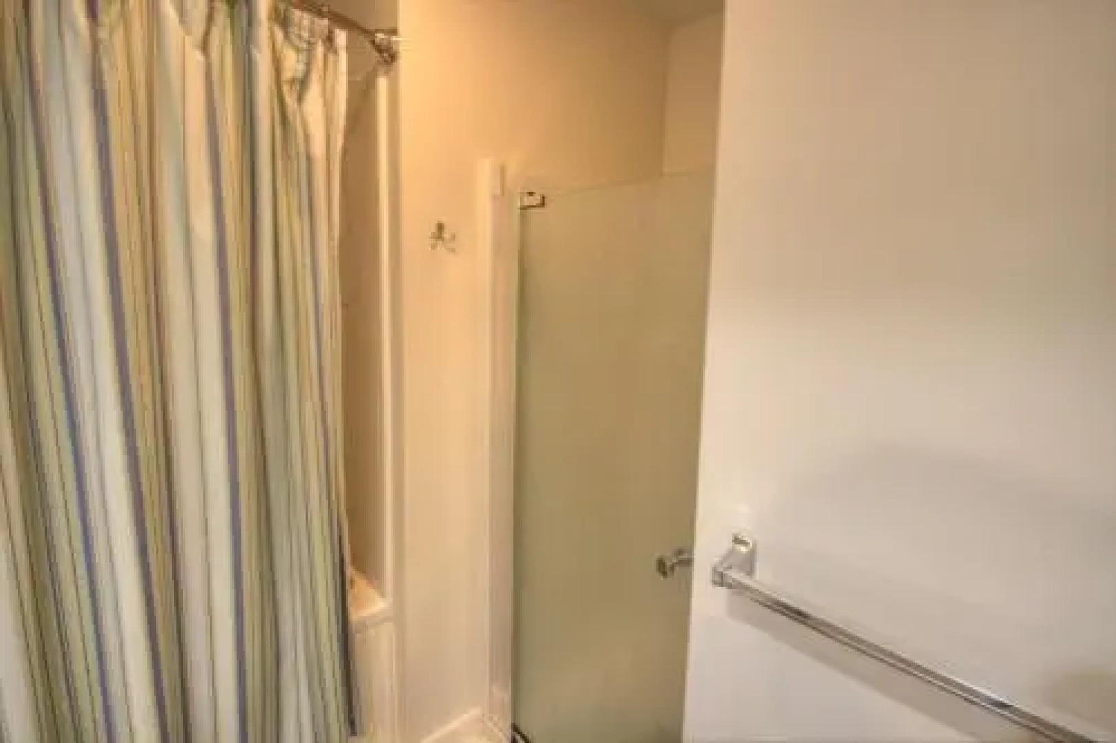 53023 Lakeshore Drive