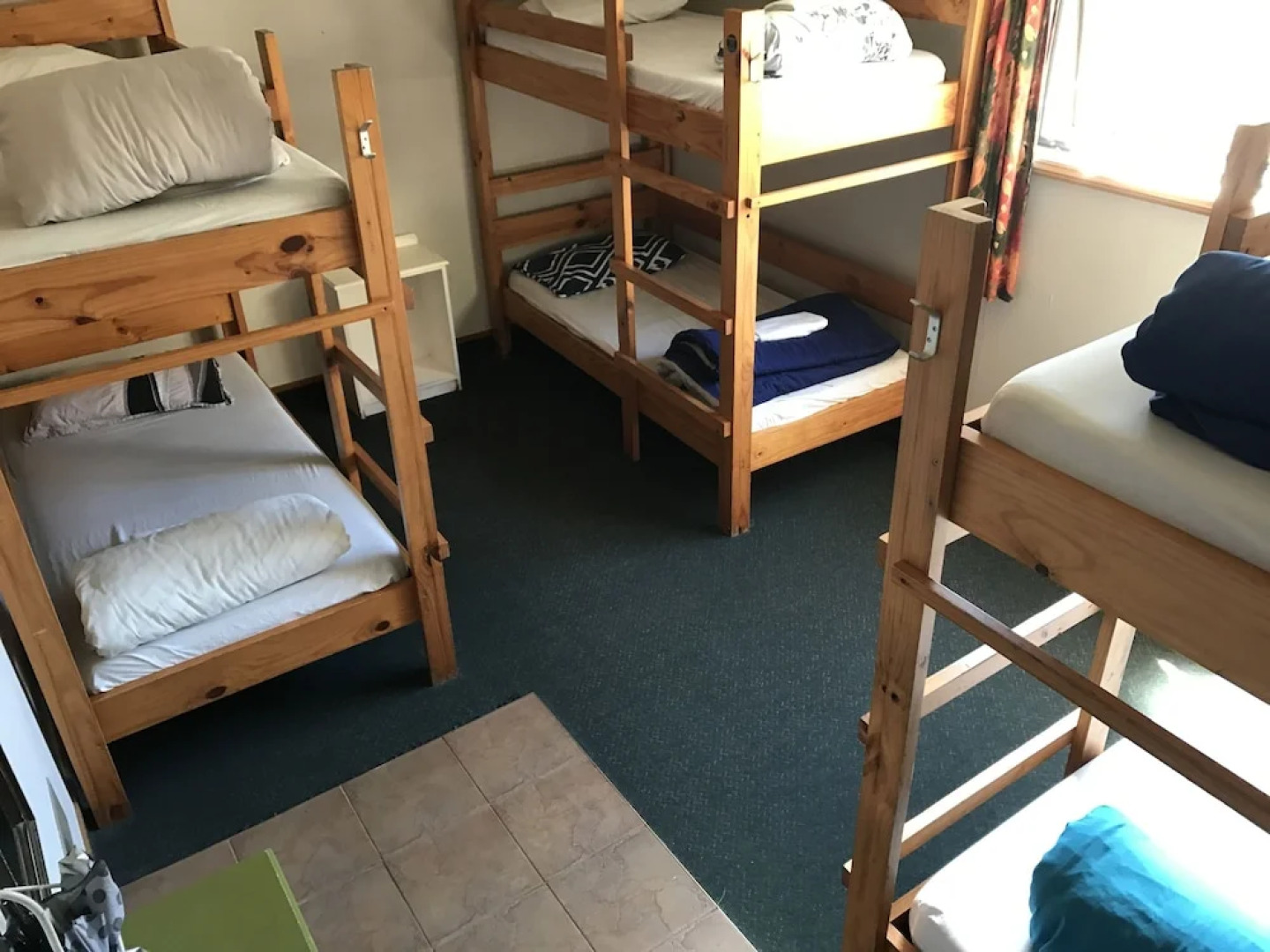 Rainbow Lodge - Hostel