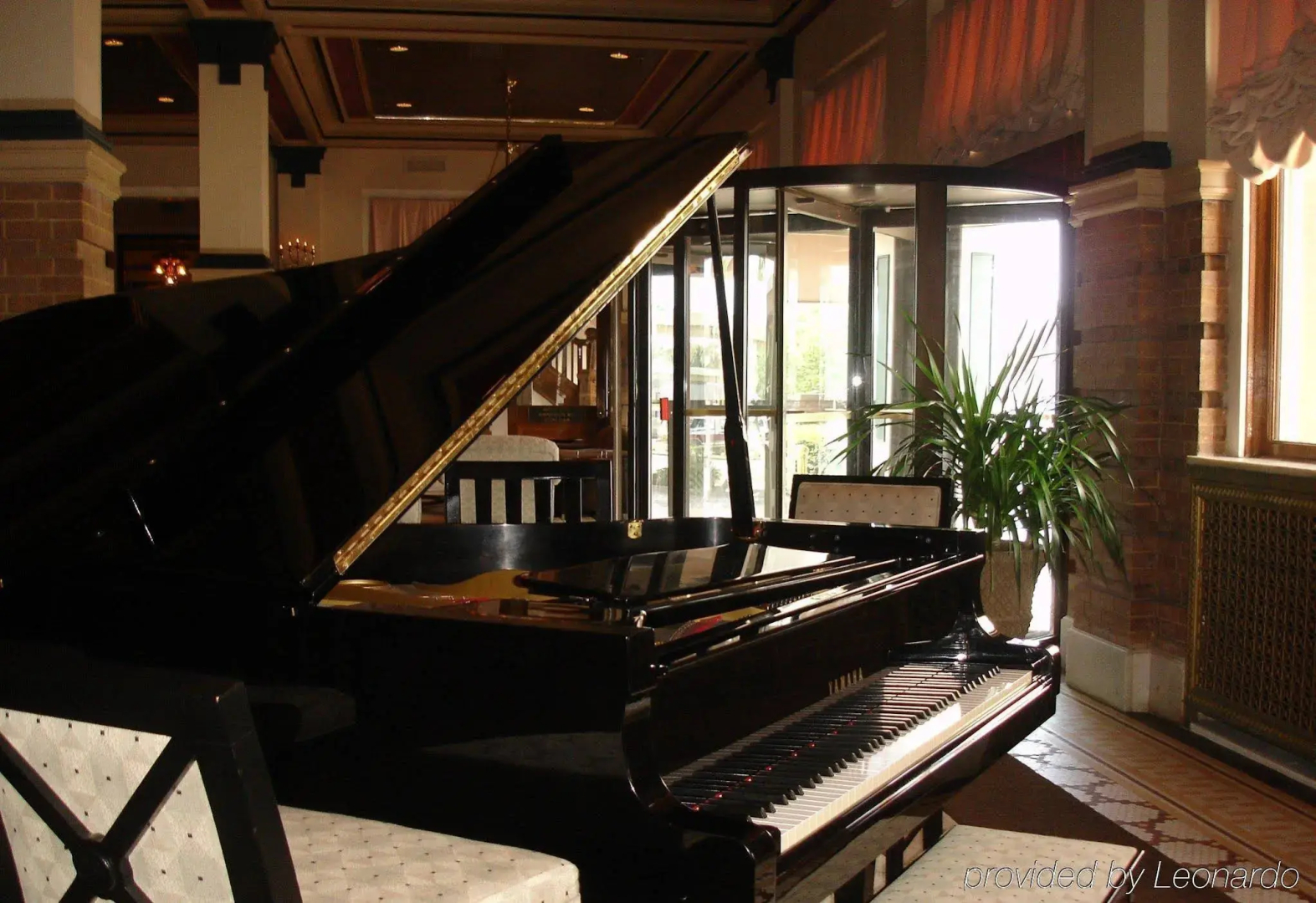 Crowne Plaza Hotel Pensacola Grand