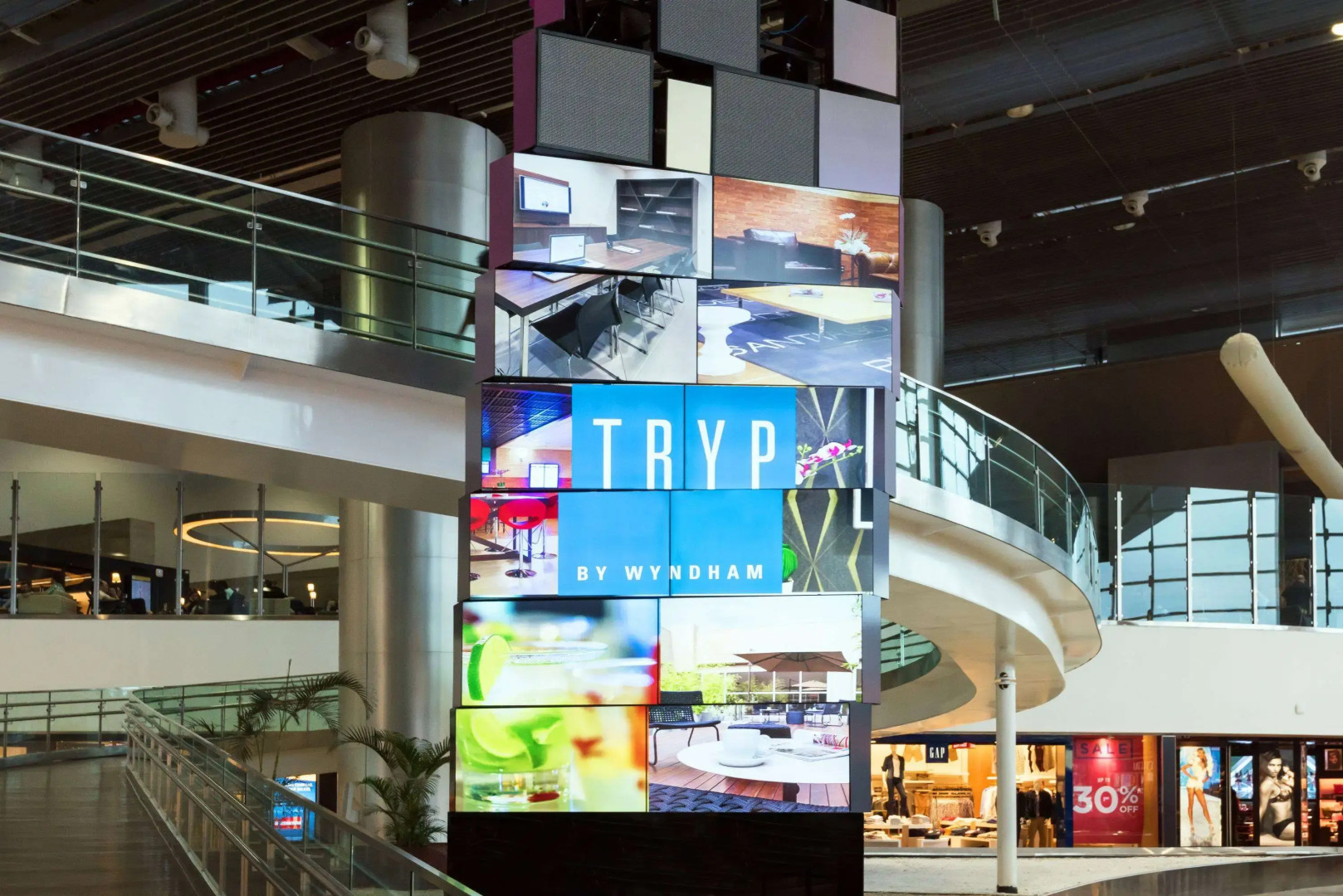TRYP by Wyndham São Paulo Guarulhos Airport (Transit Hotel)
