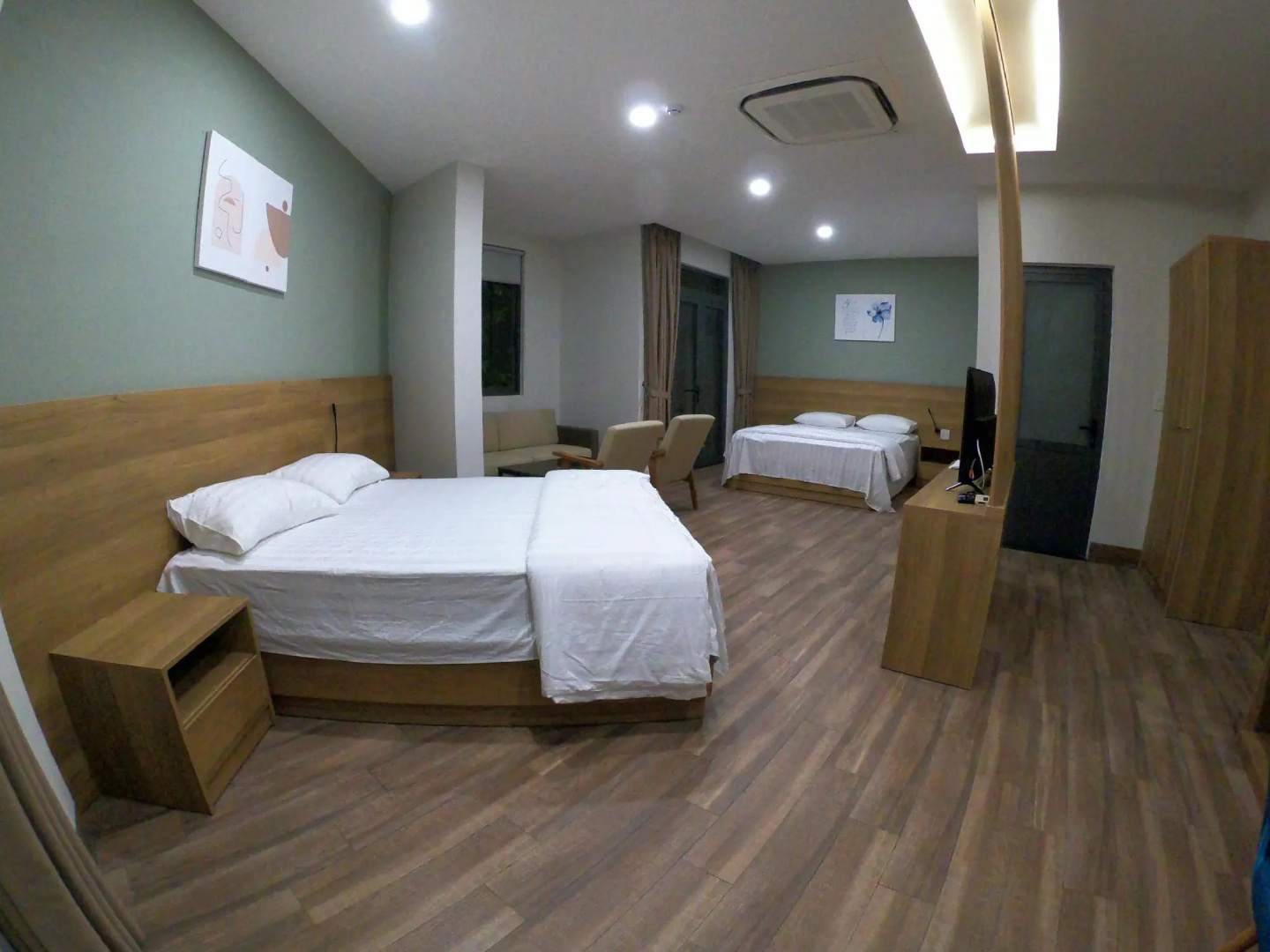 TK Hotel and Coffee