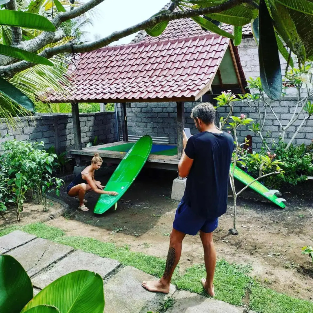 Surf Retreat Villa Sari