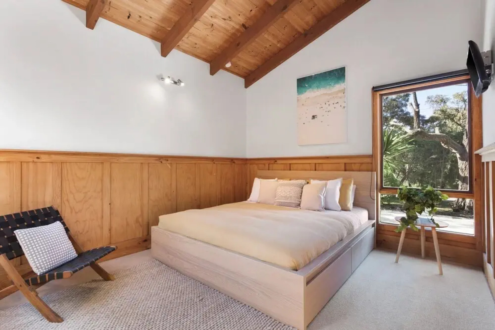 Aireys Rustic Chic - Rejuvenate Stays