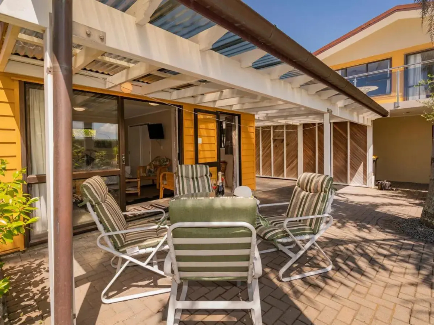 The Olive Grove Retreat - Matarangi Holiday Unit