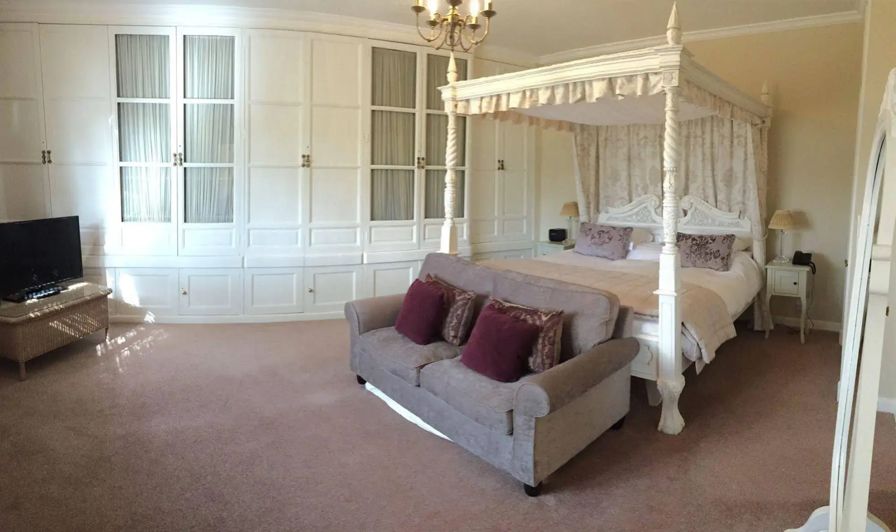 The Stable Courtyard Bedrooms at Leeds Castle