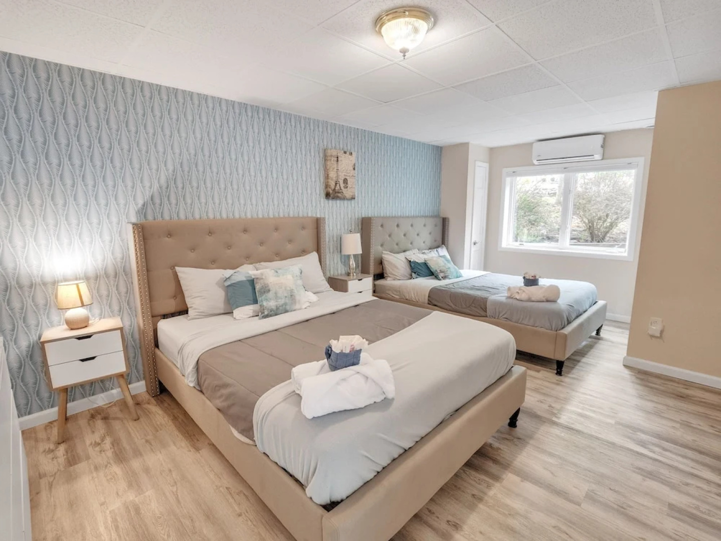 Pocono Escape - Cozy 5br - Sauna-billiard 5 Bedroom Home by RedAwning