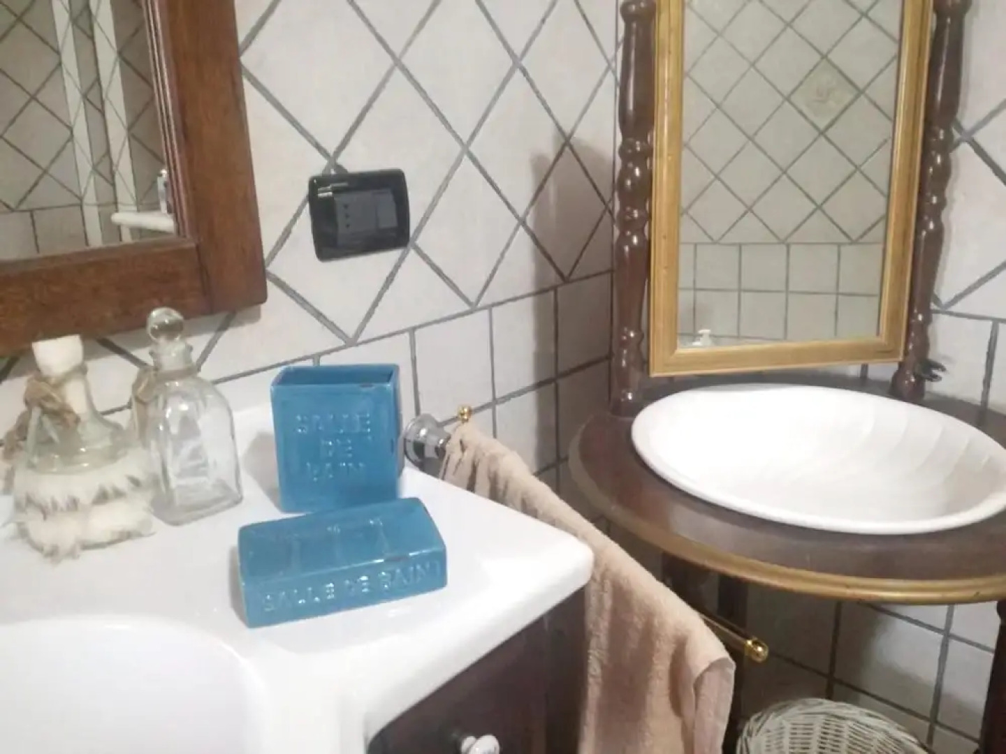 House With 2 Bedrooms in Tolentino, With Wonderful Mountain View, Furnished Garden and Wifi Near the Beach