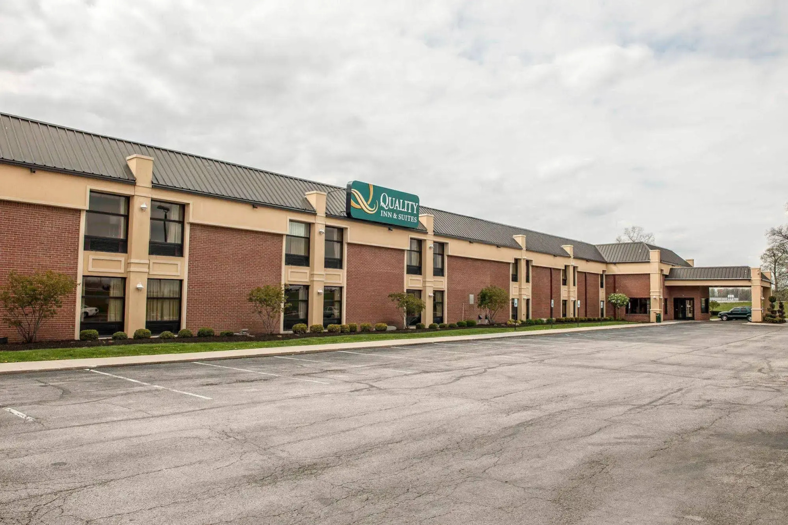 Baymont by Wyndham Greenfield