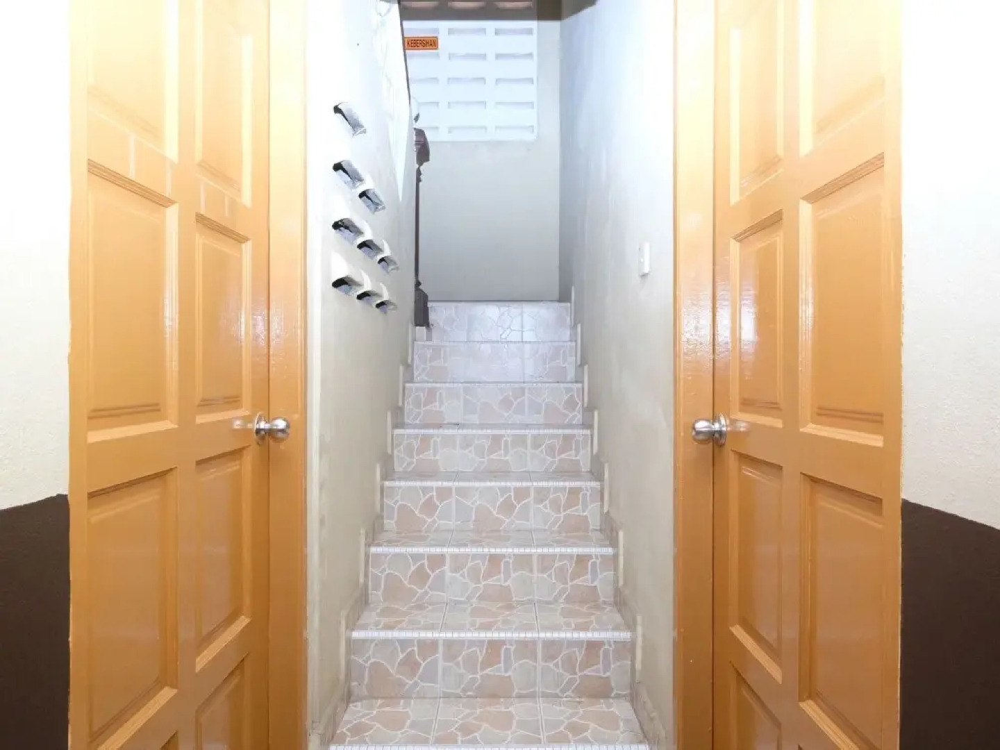 OYO 44005 Senangin Resort and Cafe