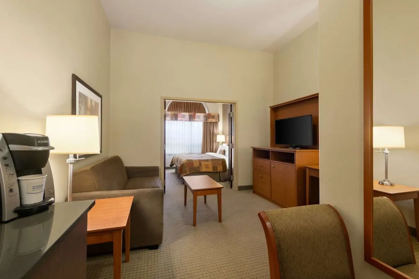 Ramada Drayton Valley