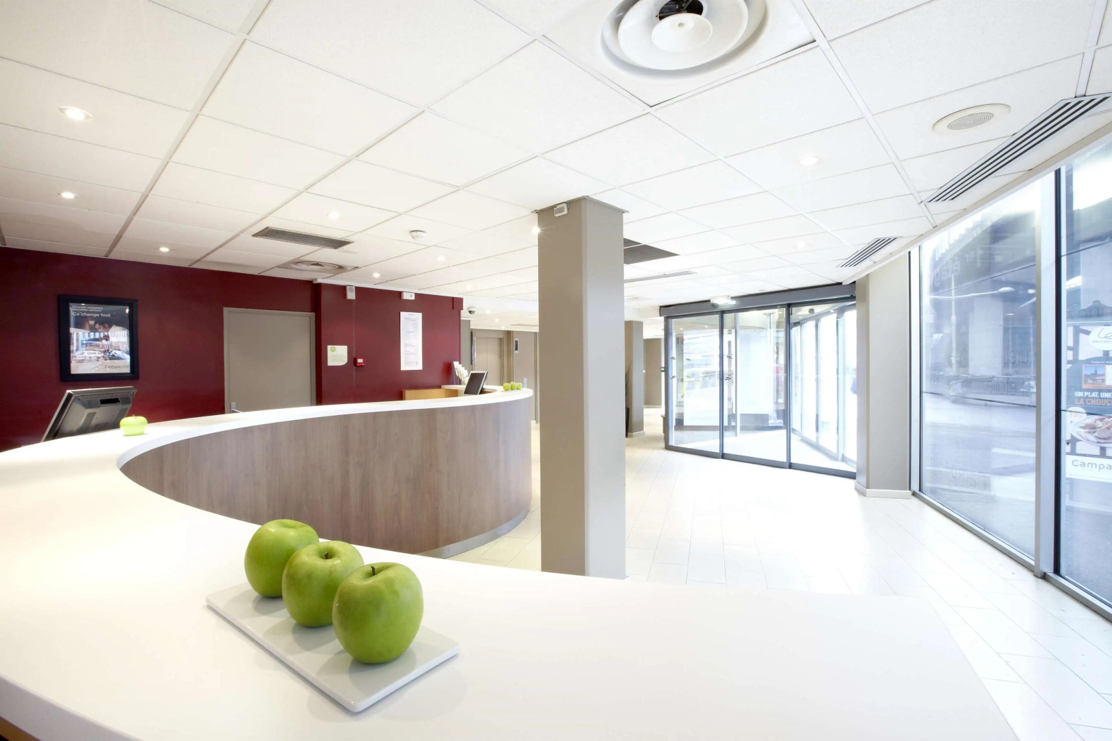 Отель Campanile Paris Est - Porte de Bagnolet 