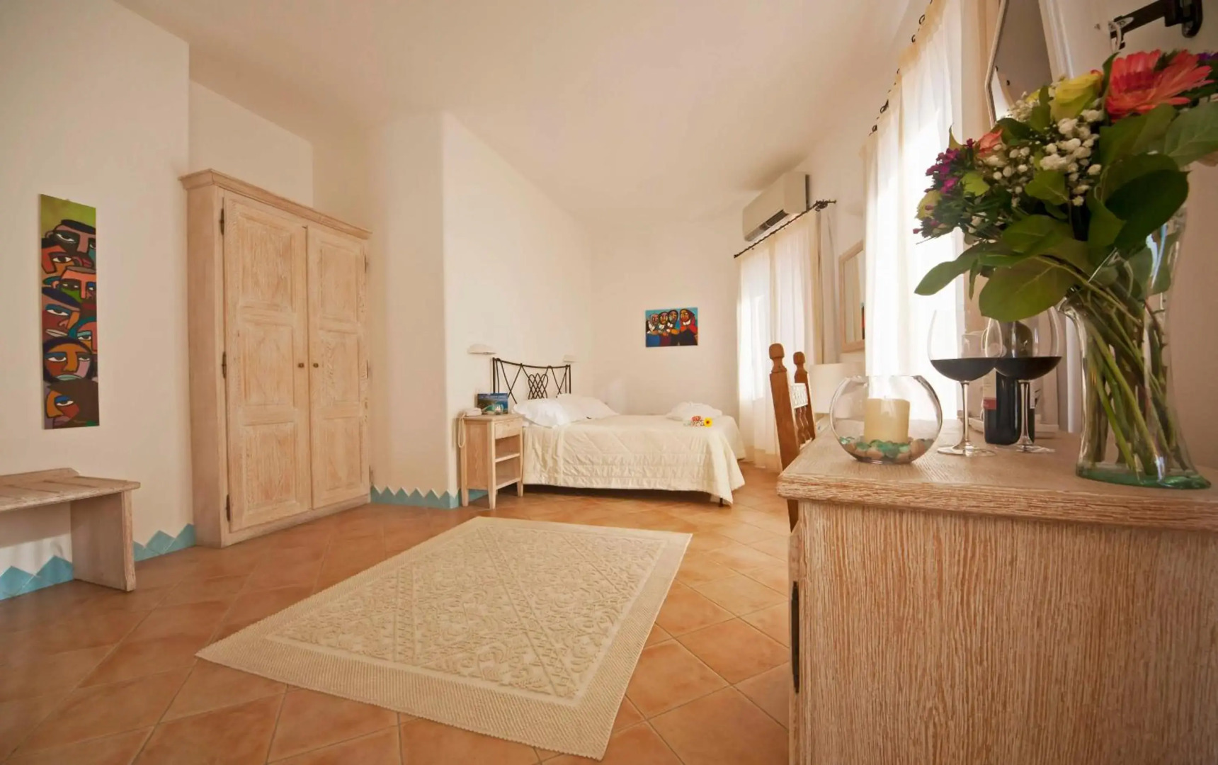 Bue Marino Hotel & Rooftop Bar