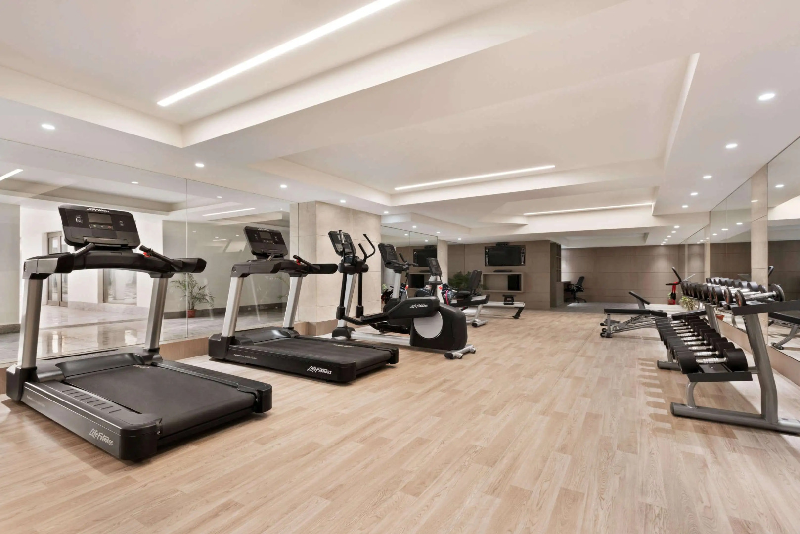 Ramada by Wyndham Lucknow Hotel and Convention Center