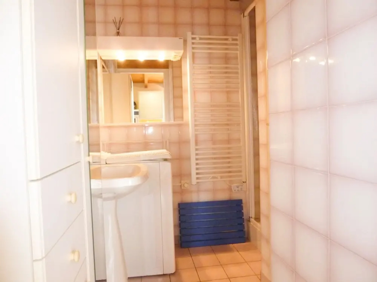 Maison grand jardin et vue sur mer