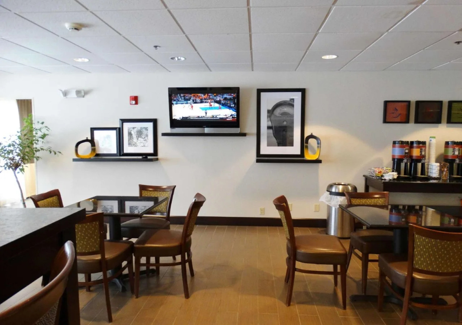 Comfort Inn & Suites